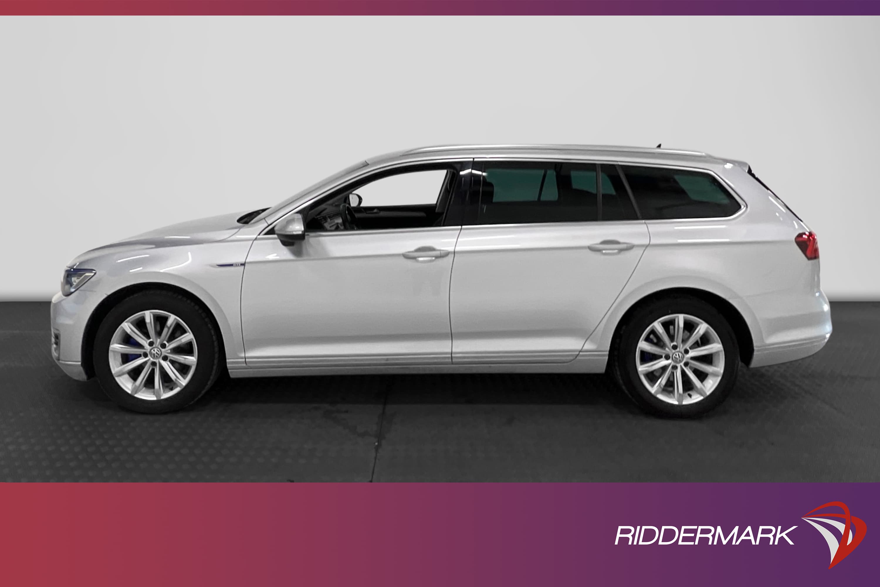Volkswagen Passat GTE 218hk