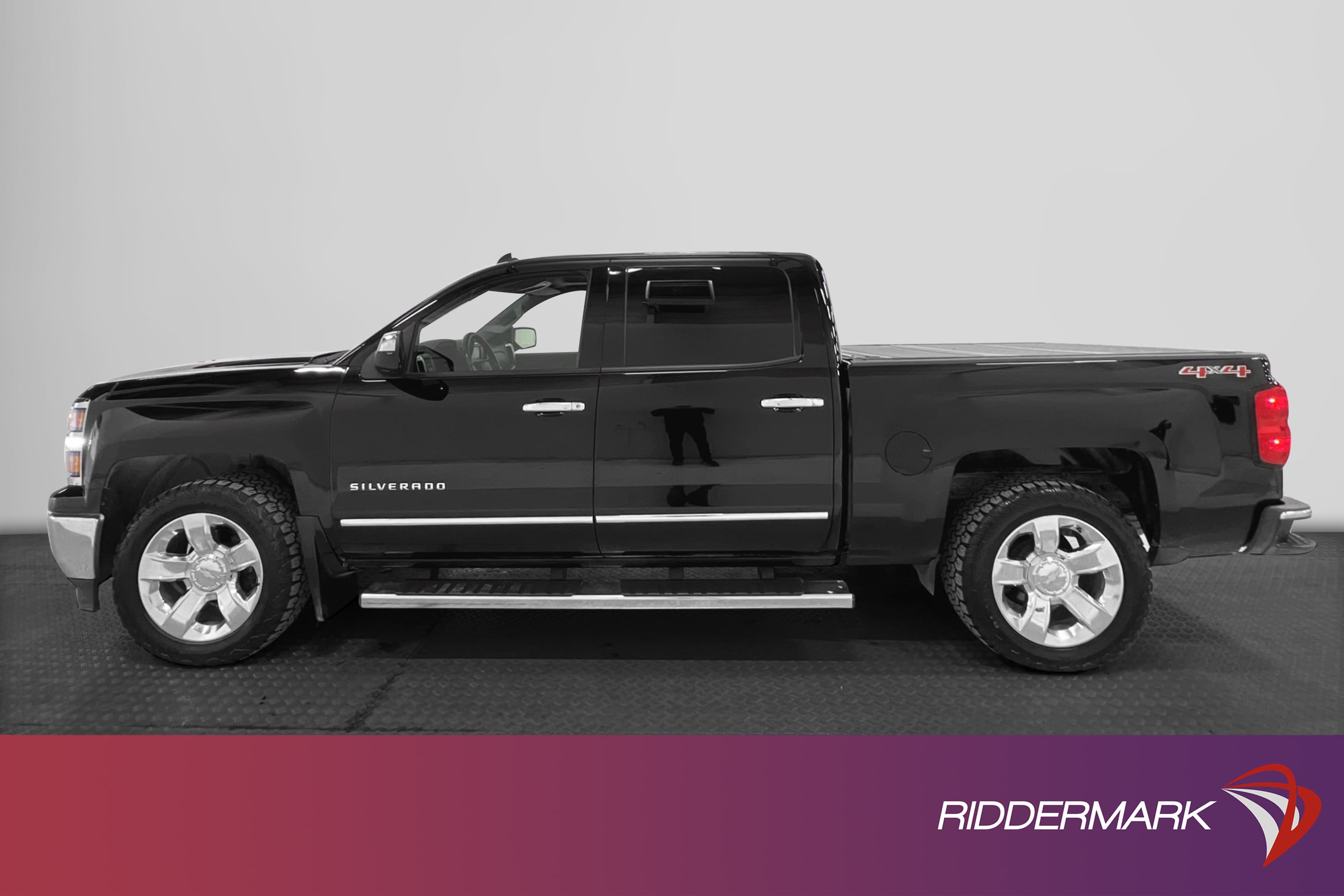 Chevrolet Silverado 5.3 Automat 360hk Kamera Taklucka Moms