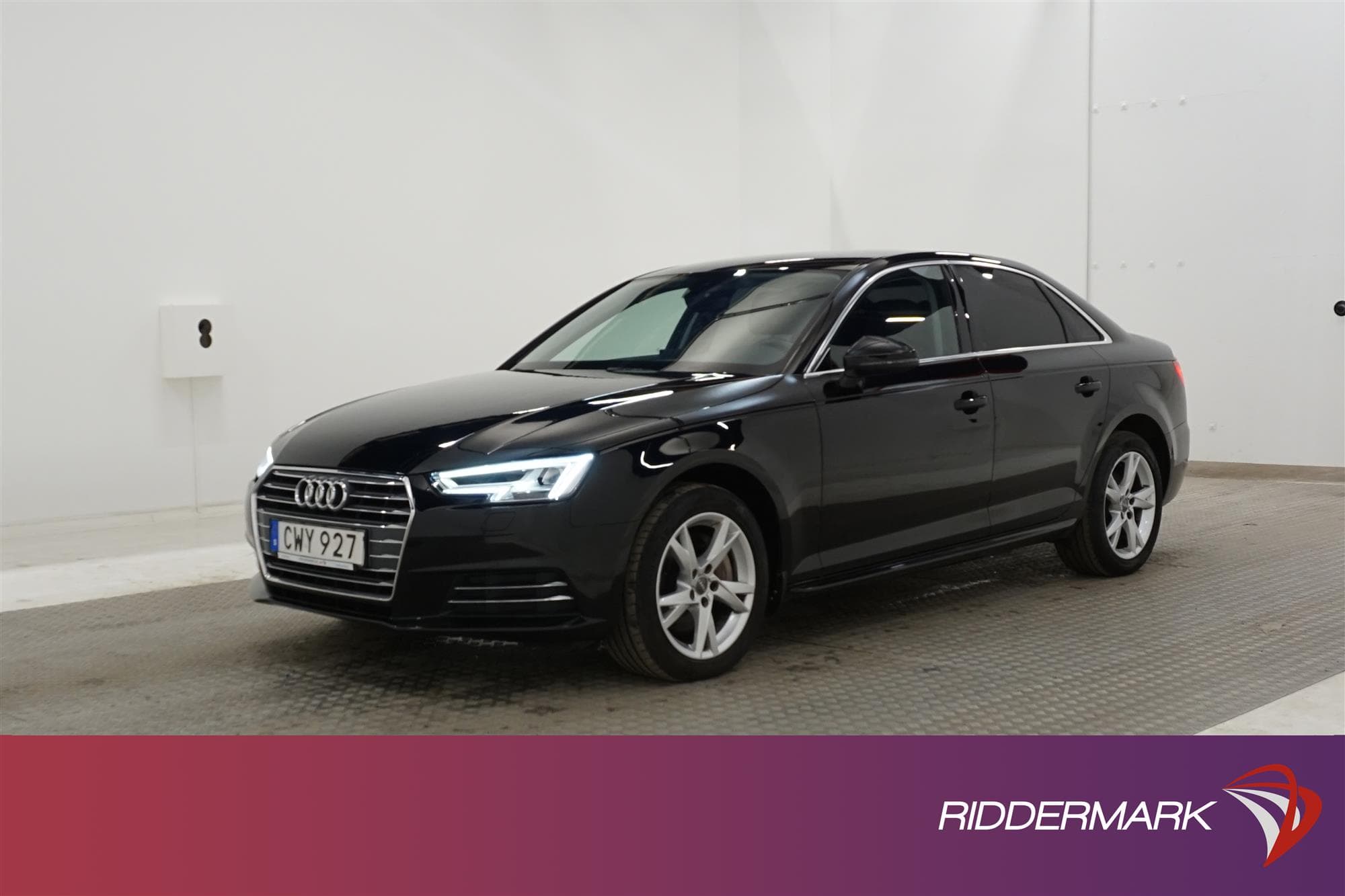 Audi  A4 Sedan 2.0 TDI S Tronic 190hk