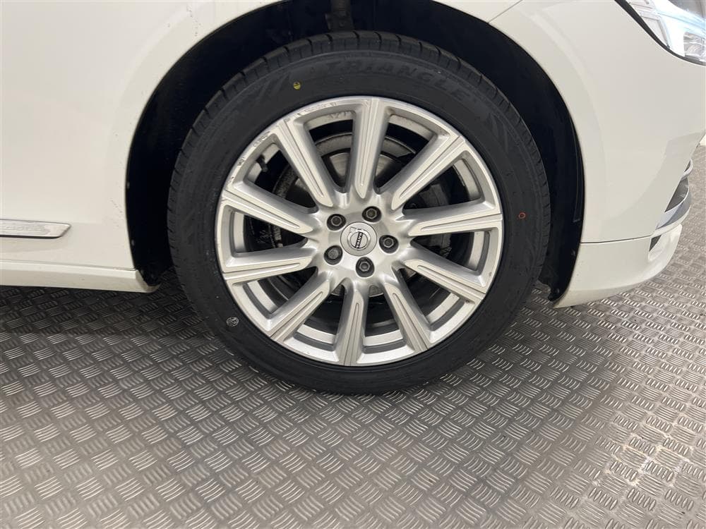 Volvo V90 D4 190hk AWD Inscription Pano Skinn HEMLEVERANS!interiör