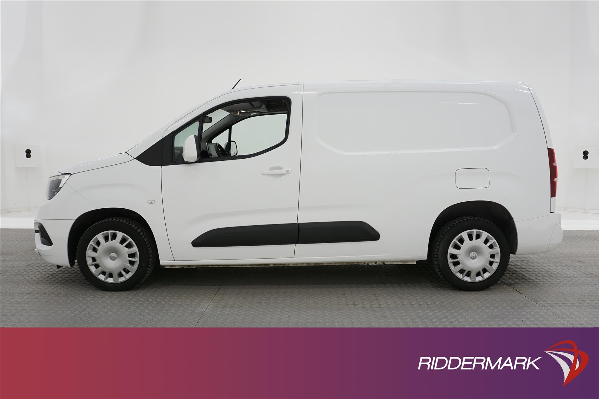 Opel Combo 1.5 Automat 130hk L2 Drag Kamera Värmare Moms