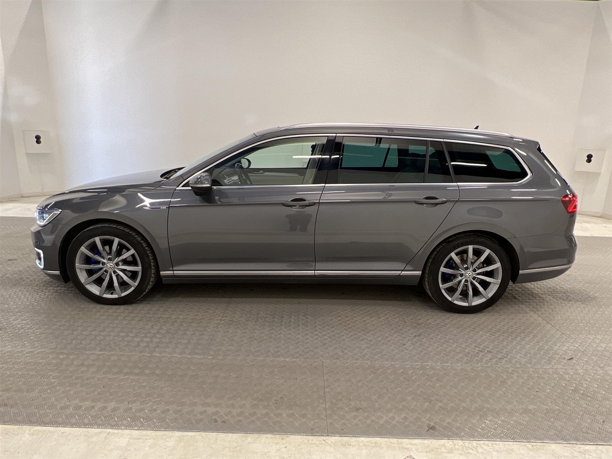 Volkswagen Passat GTE 218hk
