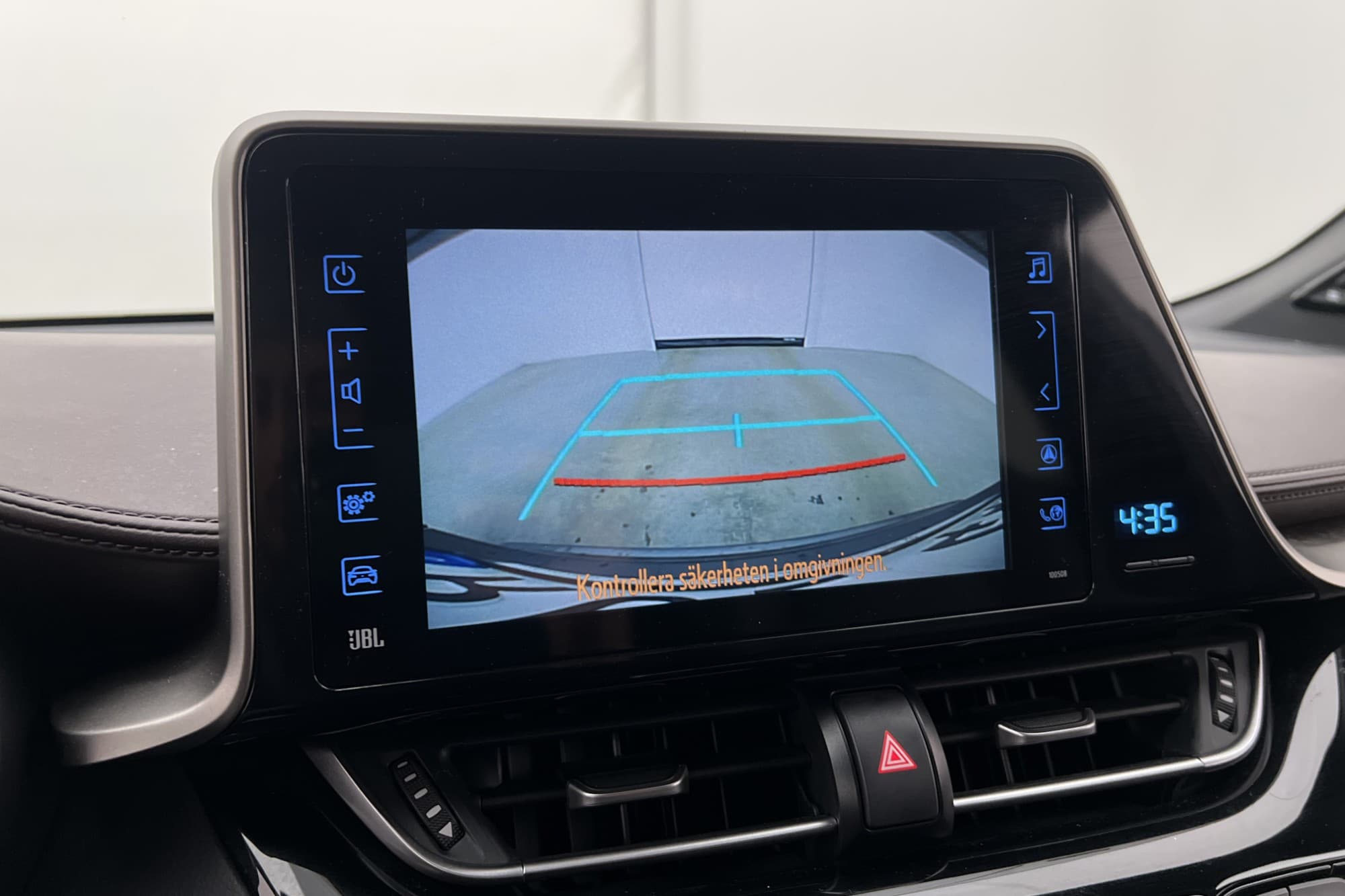 Toyota C-HR Hybrid Executive JBL Läder Kamera Rattvärme