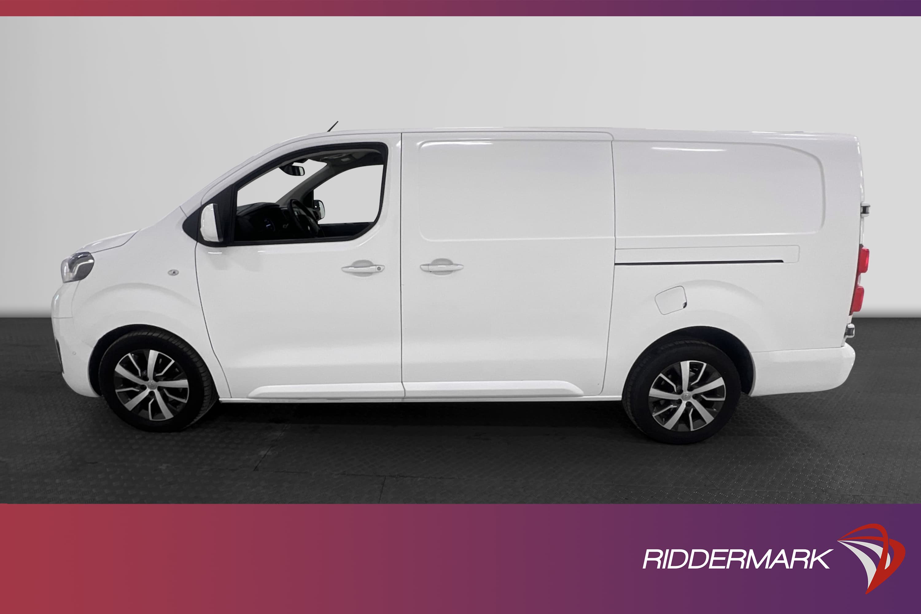 Toyota ProAce L3 177hk Värmare Drag B-Kamera Moms