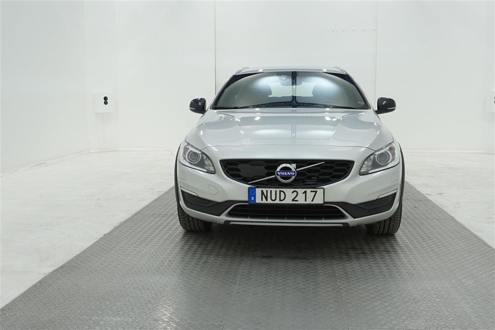 Volvo V60 Cross Country D4 AWD