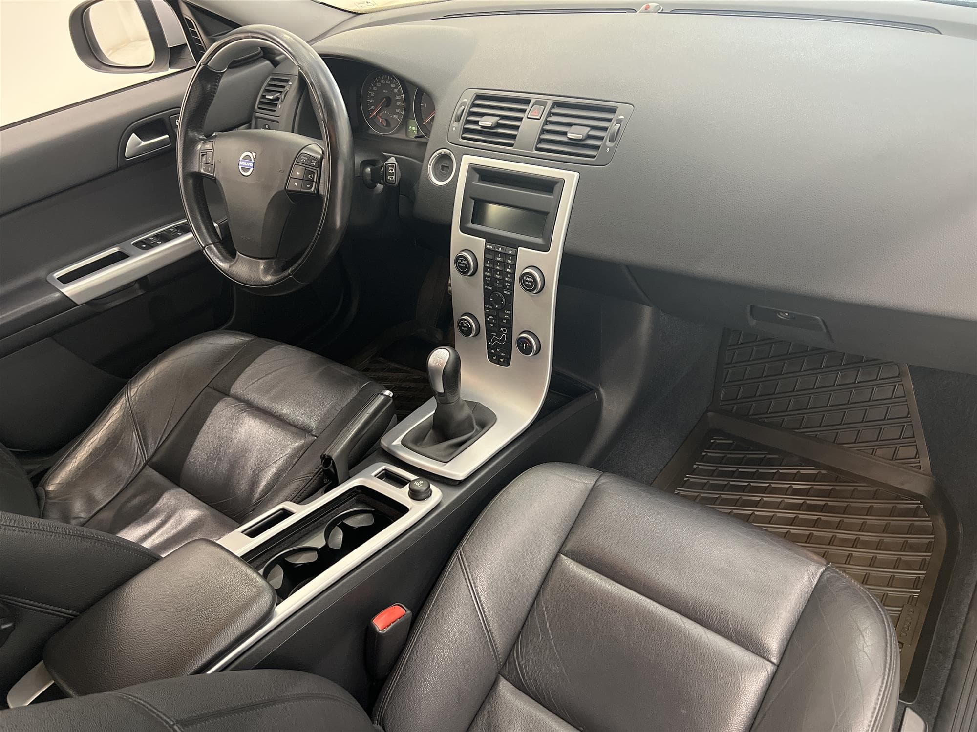 Volvo V50 D2 115hk Dragkrok D-Värmare Helskinn 0,38L/mil