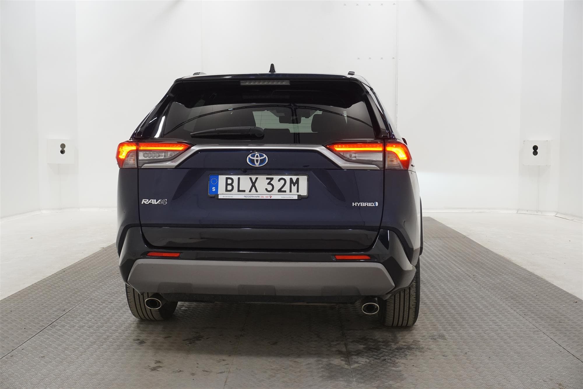 Toyota RAV4 Hybrid AWD 222hk Executive 1 Brukare JBL 360