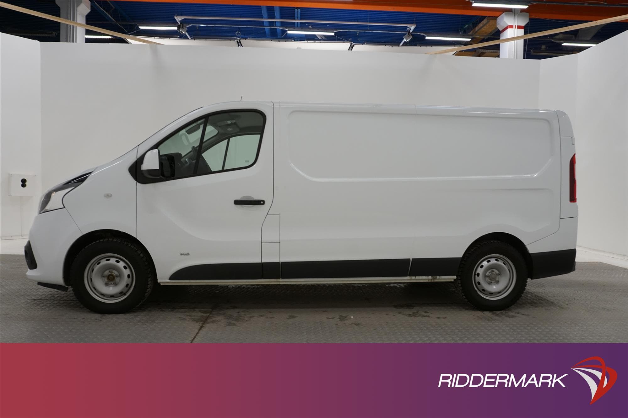 Nissan NV300 L2 2.0dCi Automat 145hk Värmare Dragkrok Moms