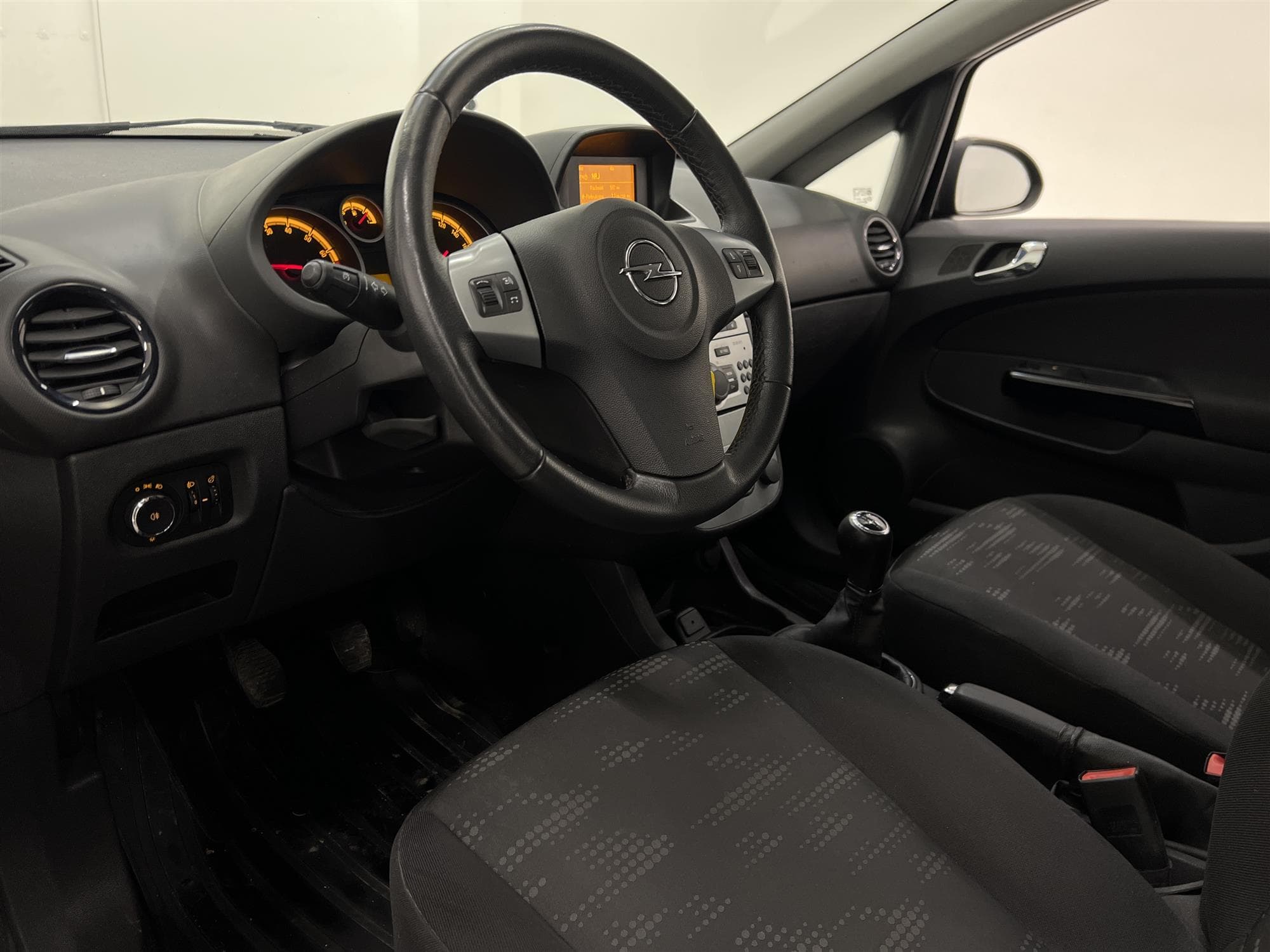 Opel Corsa 1.2 ecoFLEX 85hk M&K-Värmare Nyservad 0,43L/mil