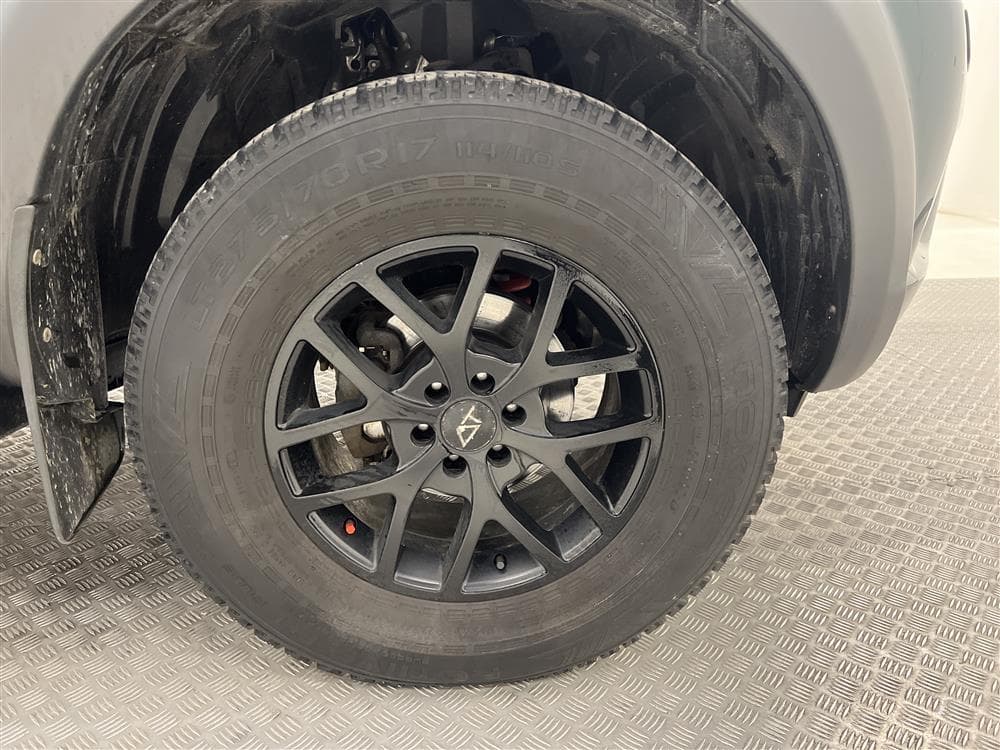 Nissan Navara Arctic Truck AT32 2.3 Aut 4x4 190hk Drag Moms interiör