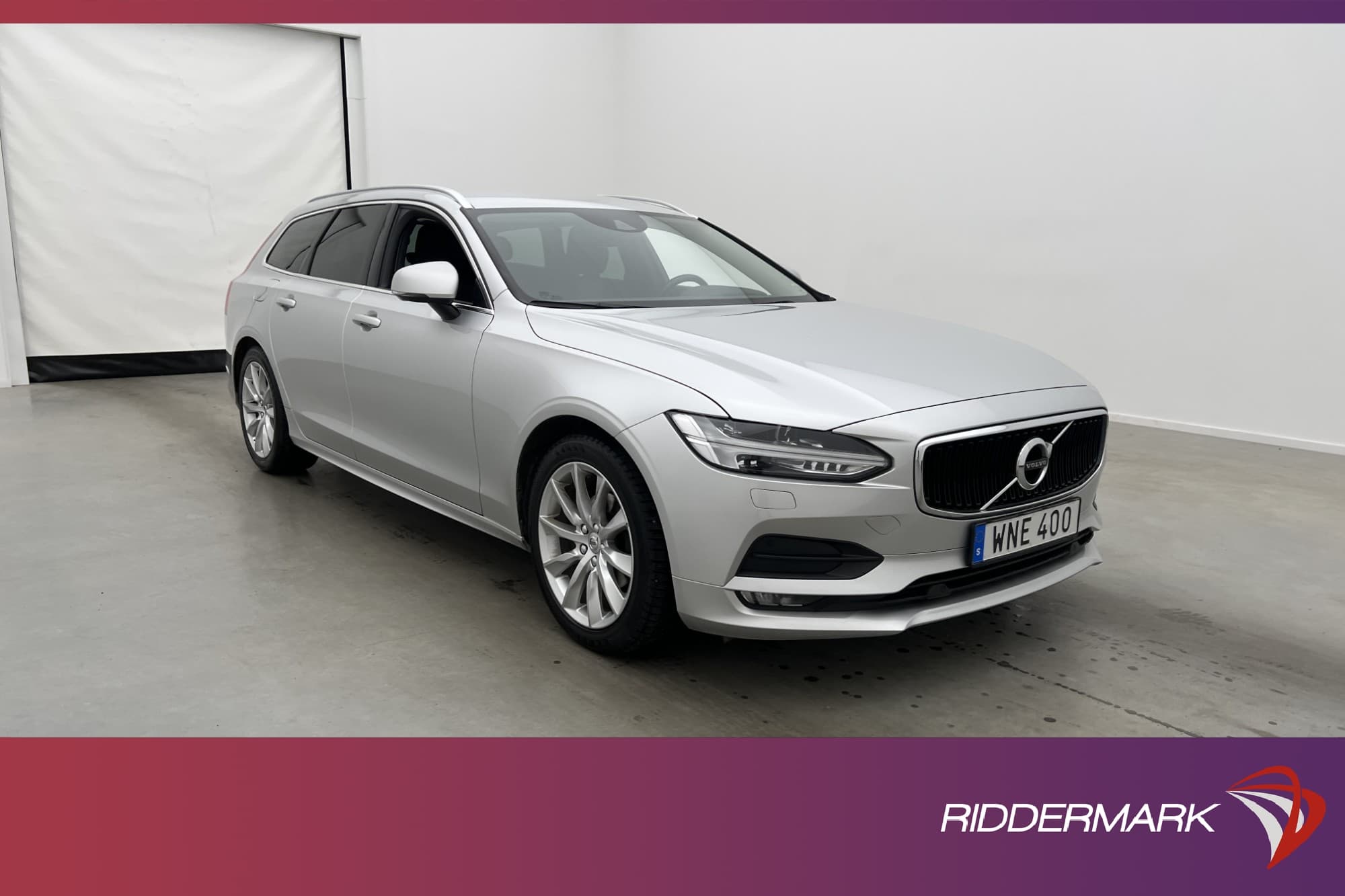 Volvo V90 D4 AWD Advanced VOC D-Värmare CarPlay Dragkrok