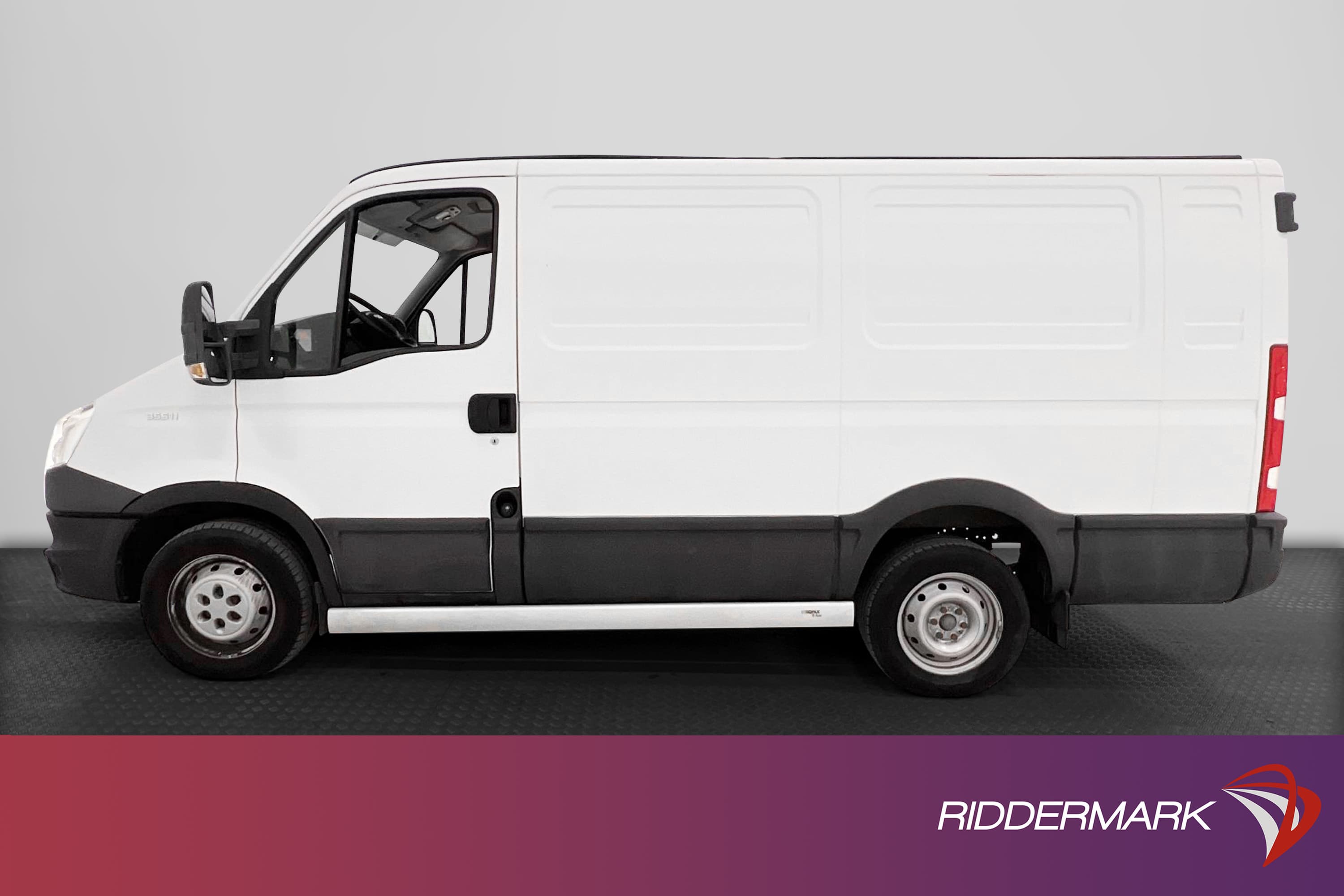 Iveco Daily 35 2.3 Multijet Lång Nybesiktigad