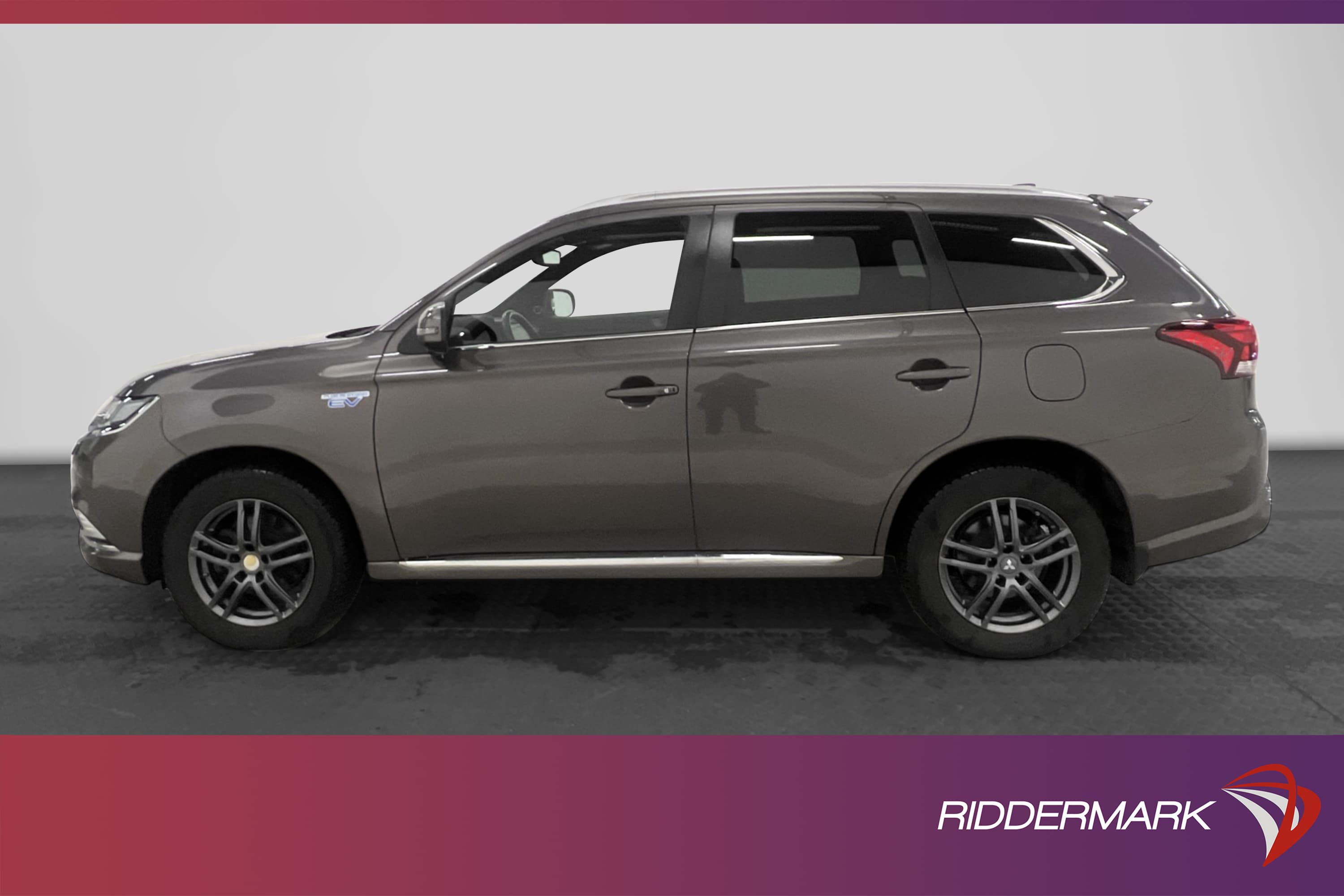 Mitsubishi Outlander P-HEV 4WD