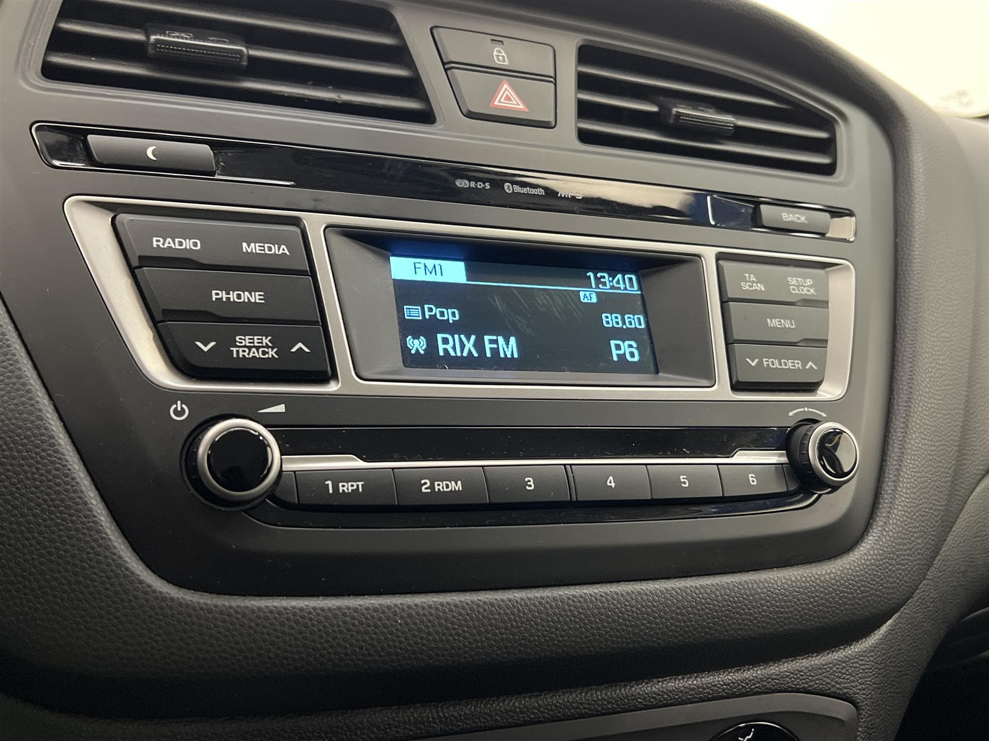 Hyundai i20 1.2 84hk 1 Brukare Rattvärme Låg Skatt 0,48L/mil