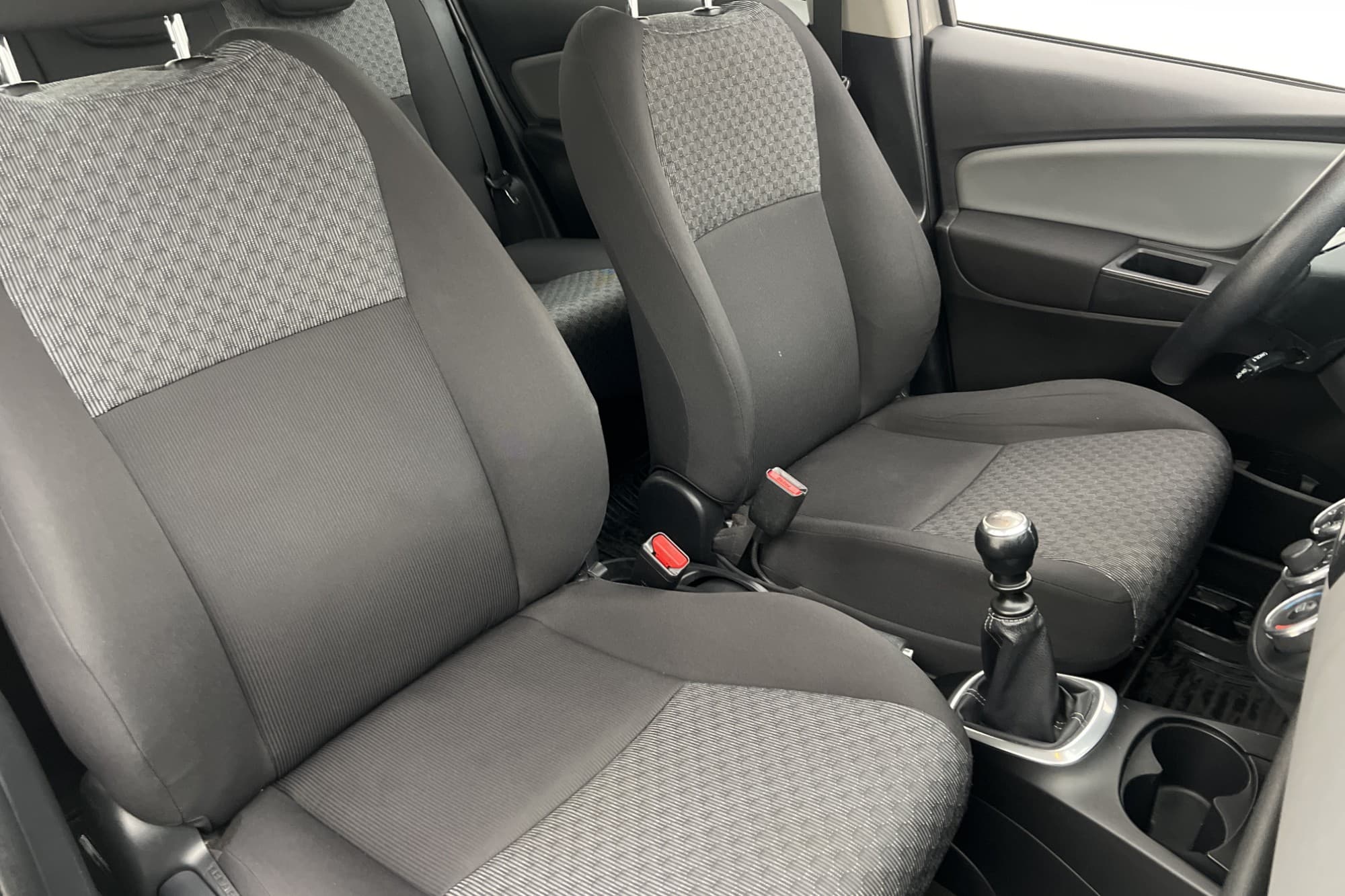 Toyota Yaris 99hk Kamera Farthållare Bluetooth 0.49L/Mil