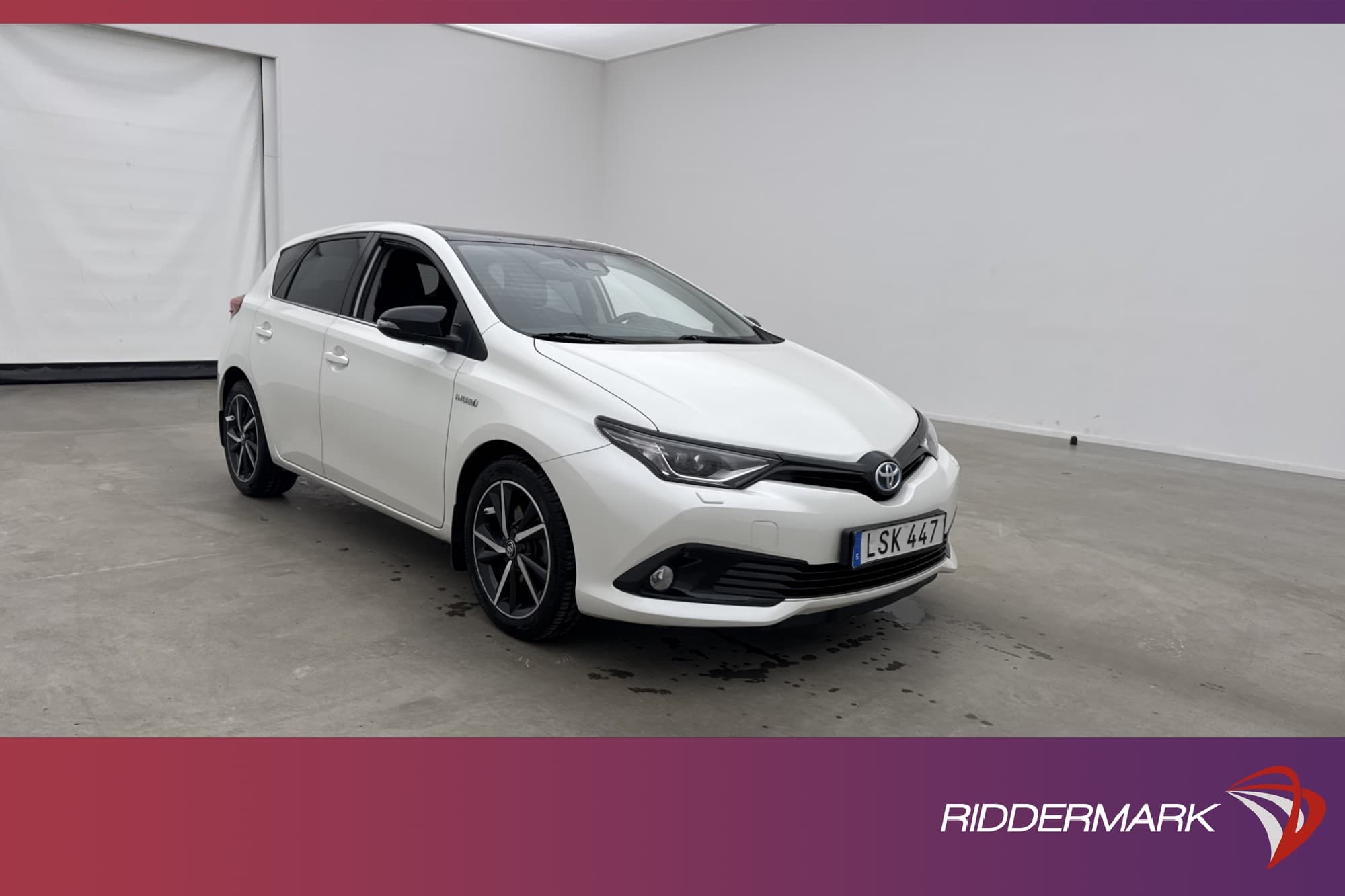 Toyota Auris Hybrid 136hk