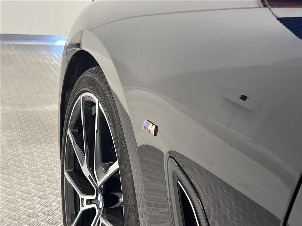 BMW M850i xDrive Coupé 530hk Carbon Core B&W 360° HUD