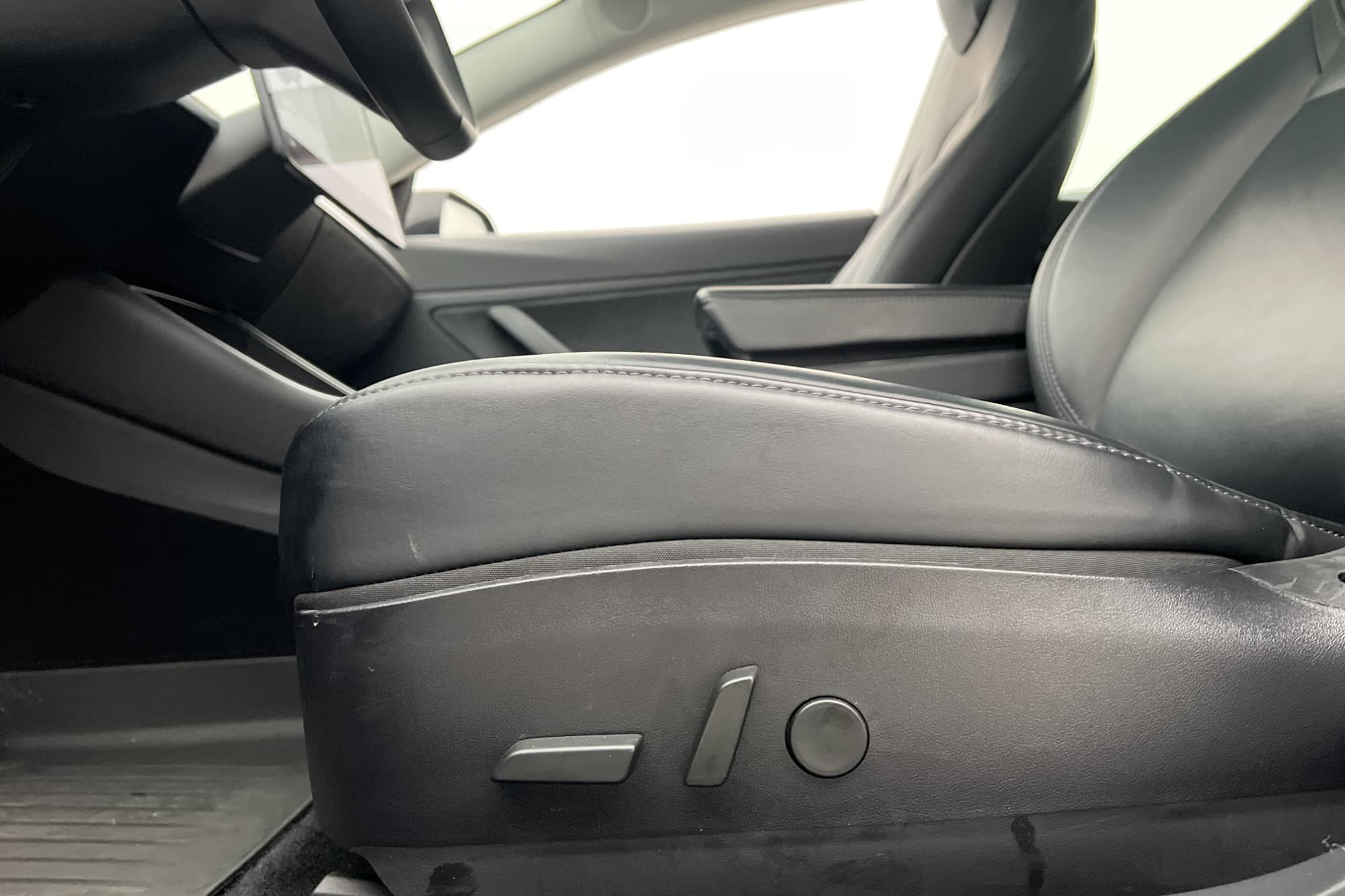 Tesla Model 3 Long Range AWD Svensksåld Autopilot Panorama