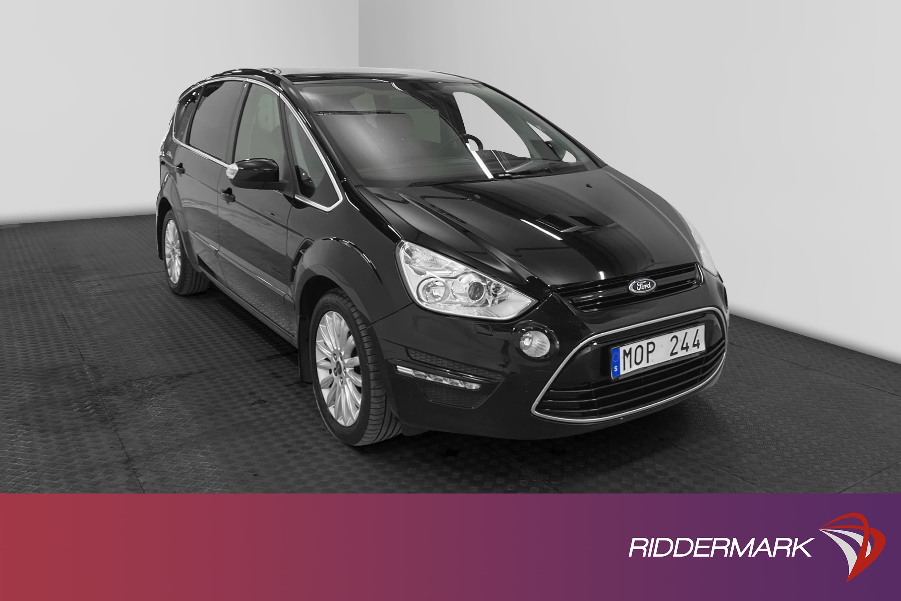 Ford S-Max 2.0 163hk Business 7-sits Pano Halvskinn Välserv