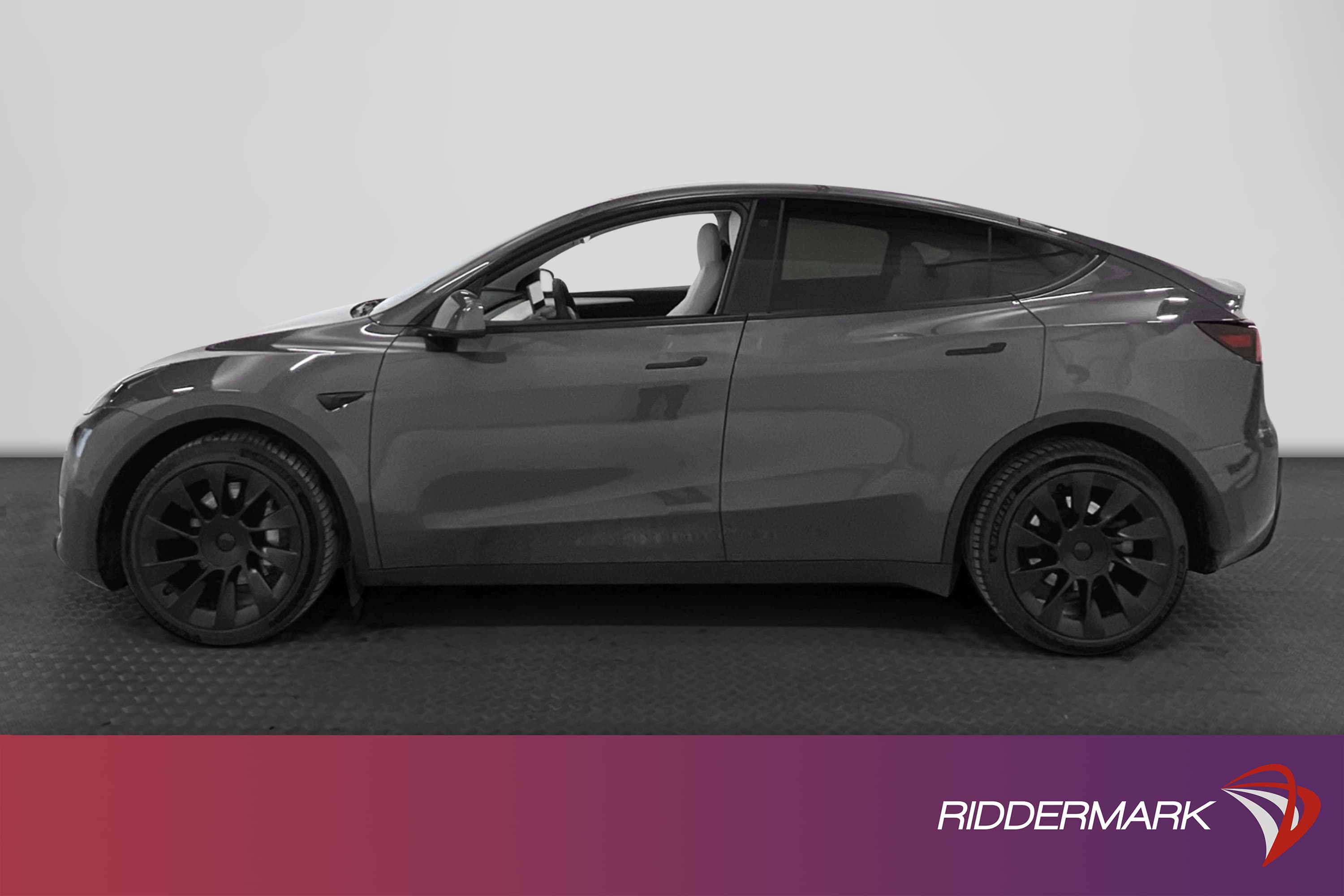 Tesla Model Y Long Range AWD 345hk