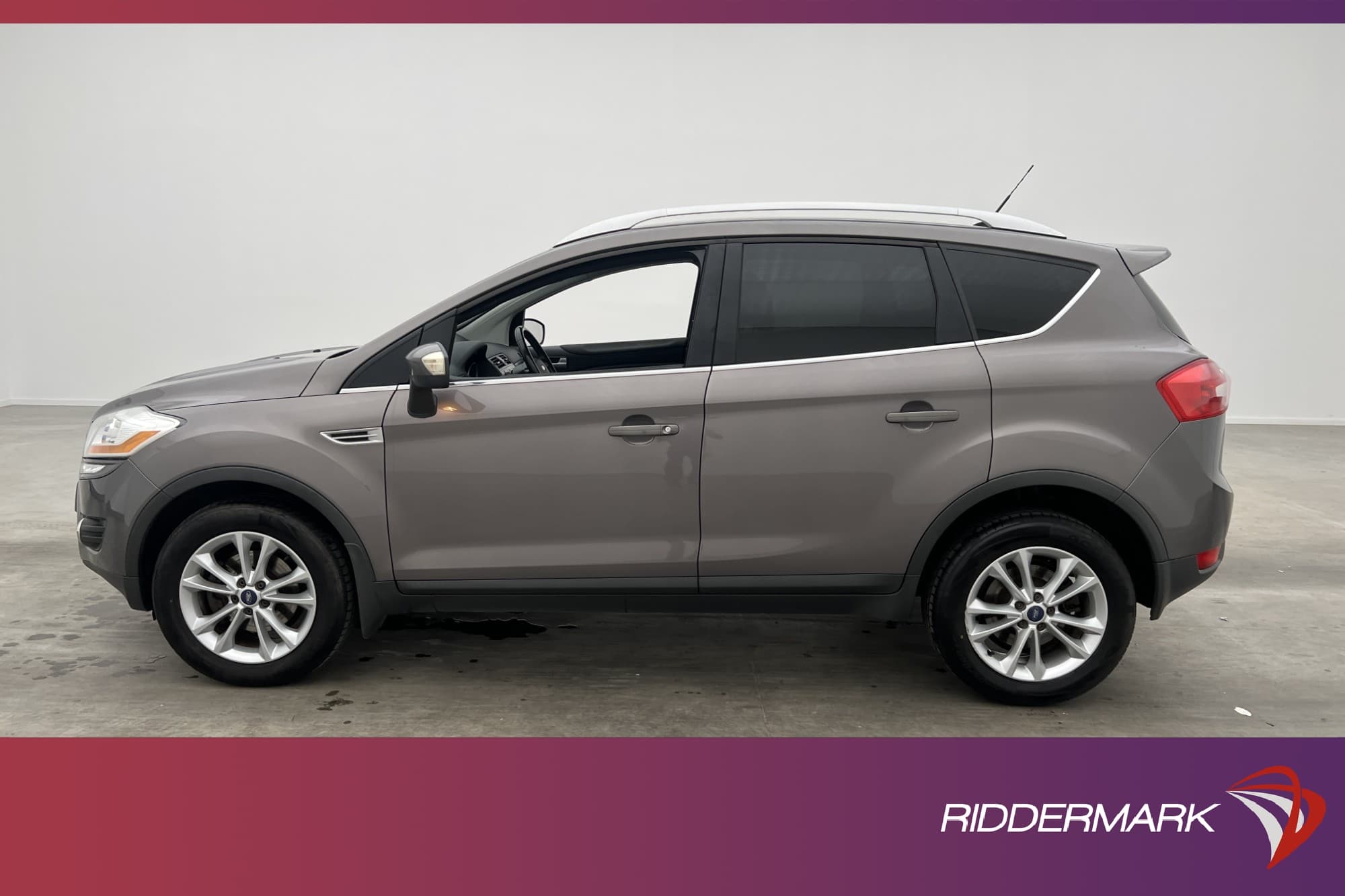 Ford Kuga 2.0 TDCi 140hk AWD Titanium