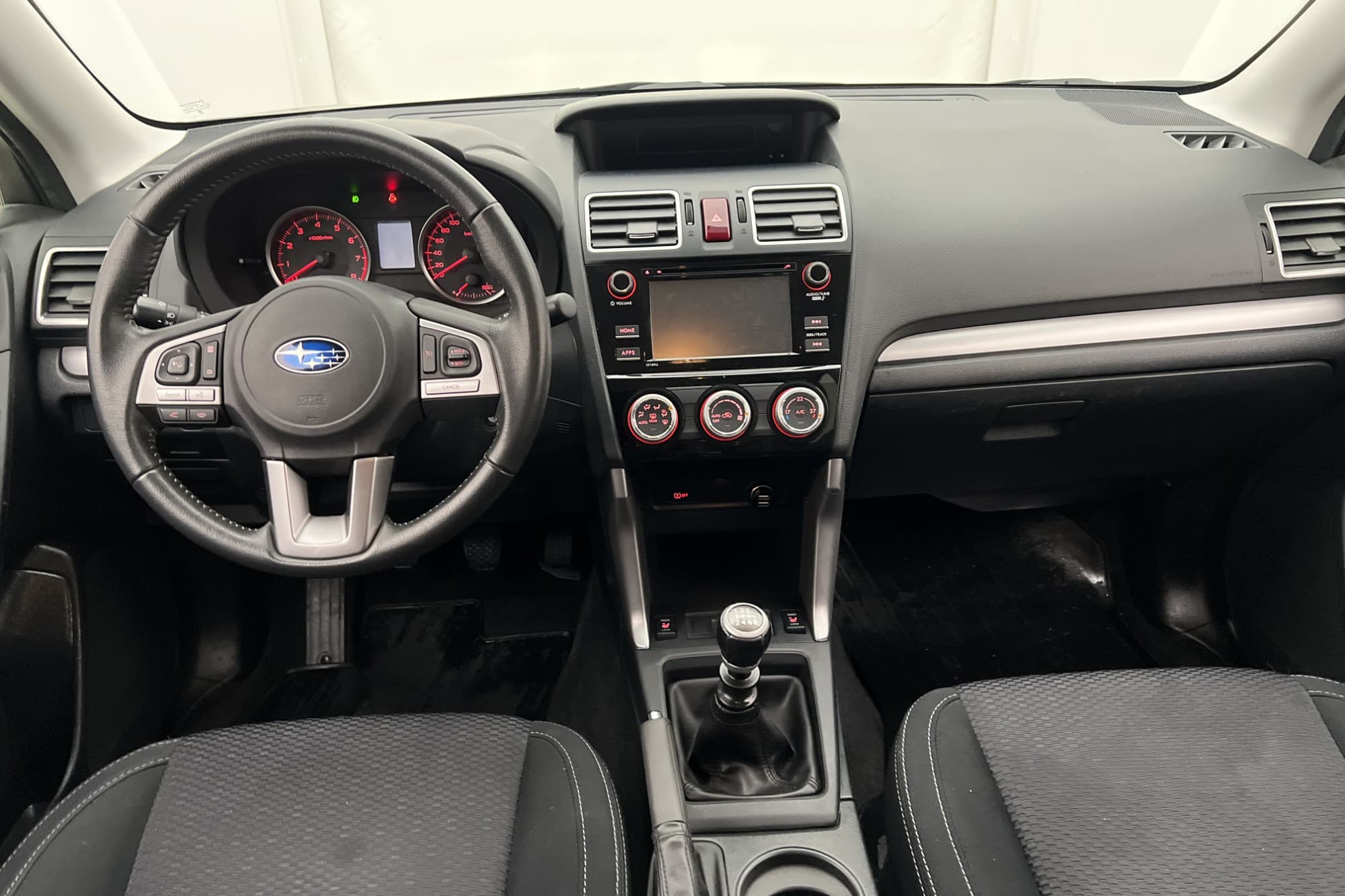 Subaru Forester 2.0 4WD 150hk Dragkrok Farthållare