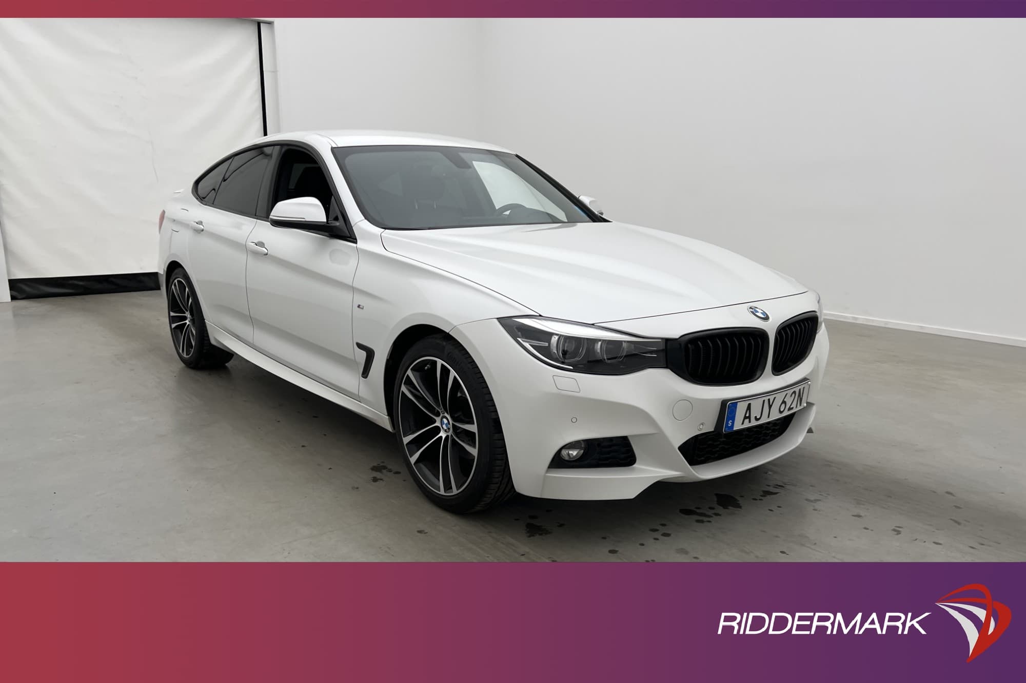 BMW 320 d xDrive GT M Sport Skinn Cockpit Sensorer Navi Drag