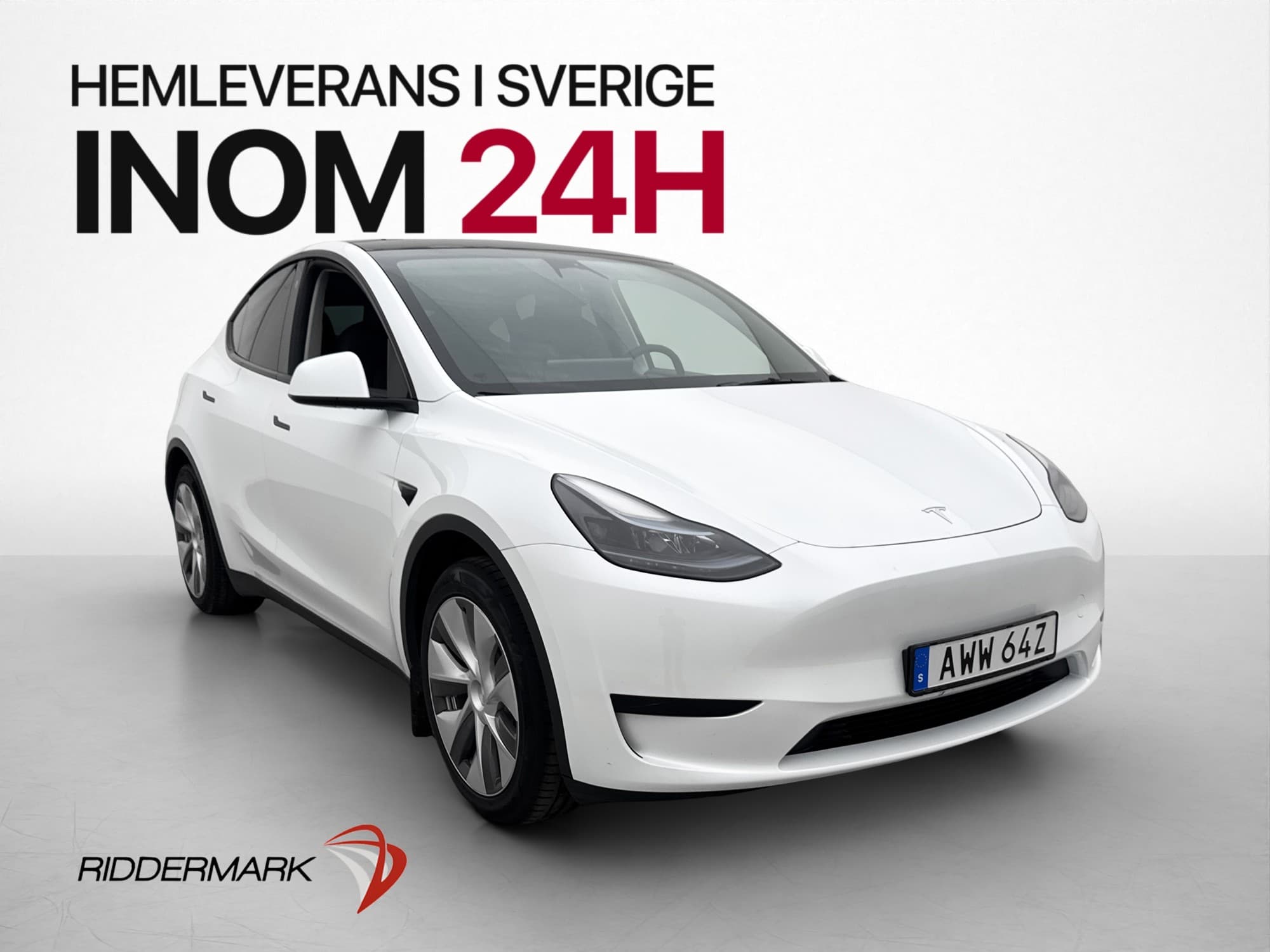 Tesla Model Y Standard Range 299hk Pano Drag Moms Kamera AP