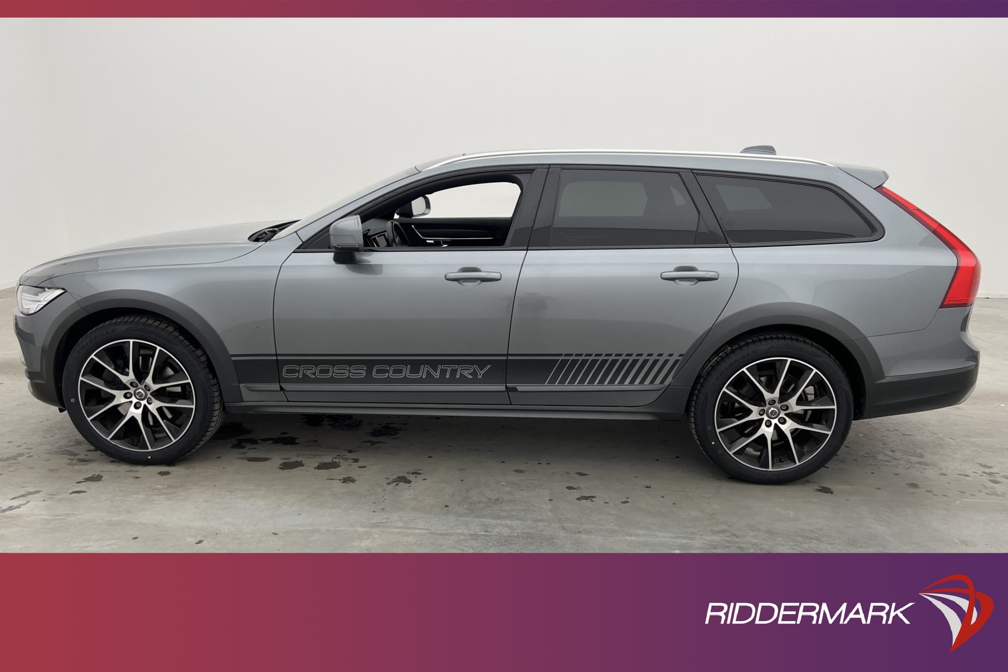 Volvo V90 Cross Country