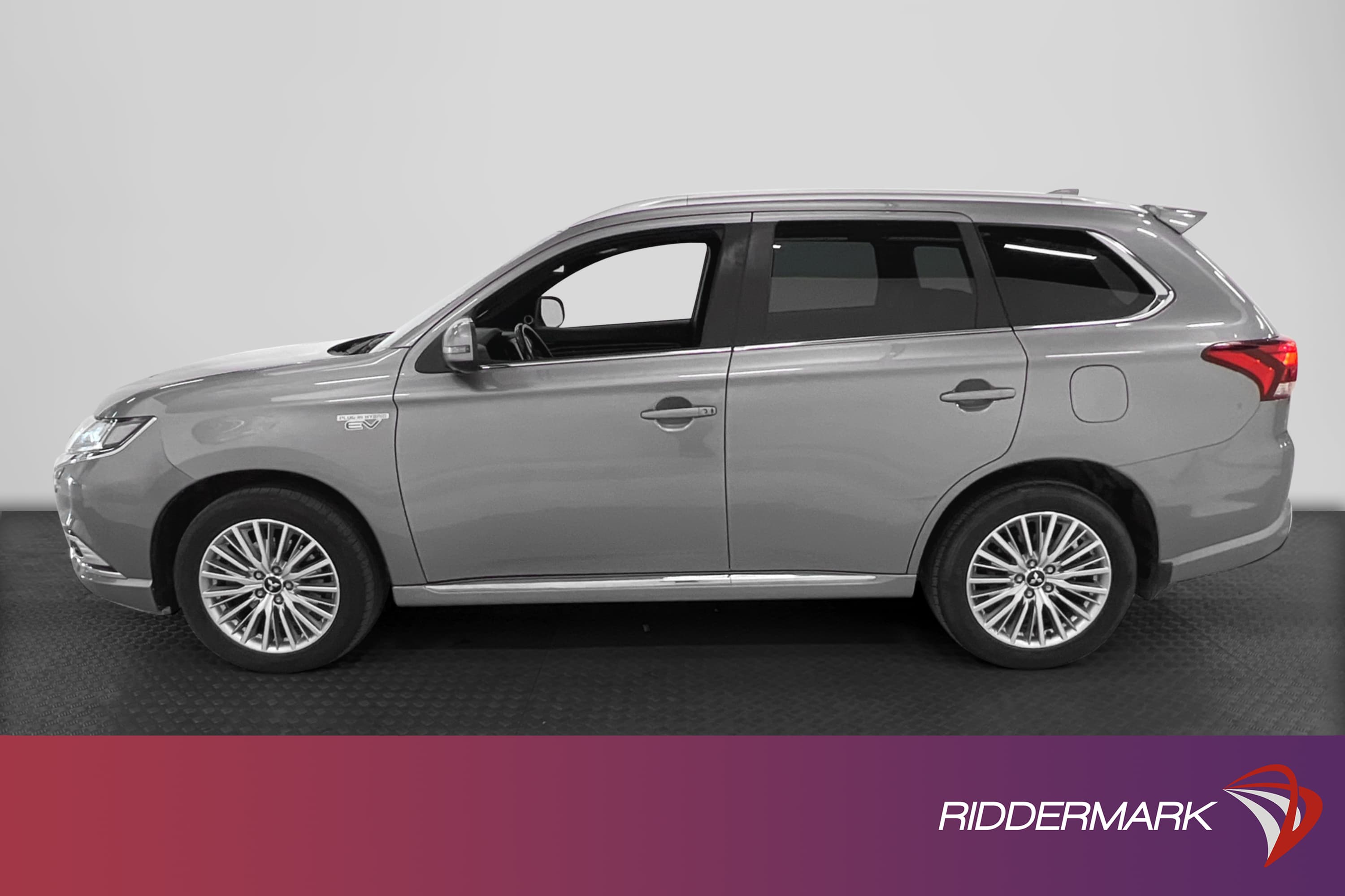 Mitsubishi Outlander PHEV 4WD 230hk Business X Drag 360*