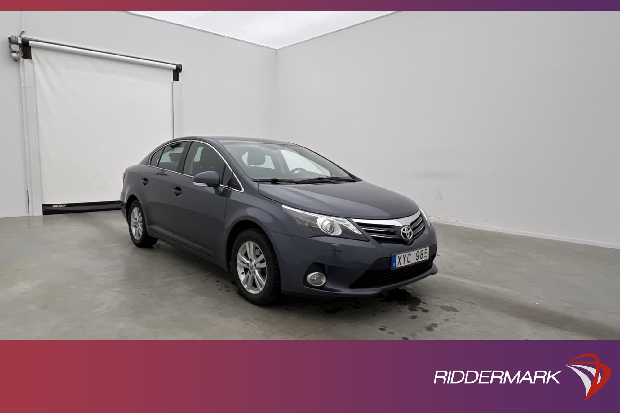 Toyota Avensis Sedan 152hk
