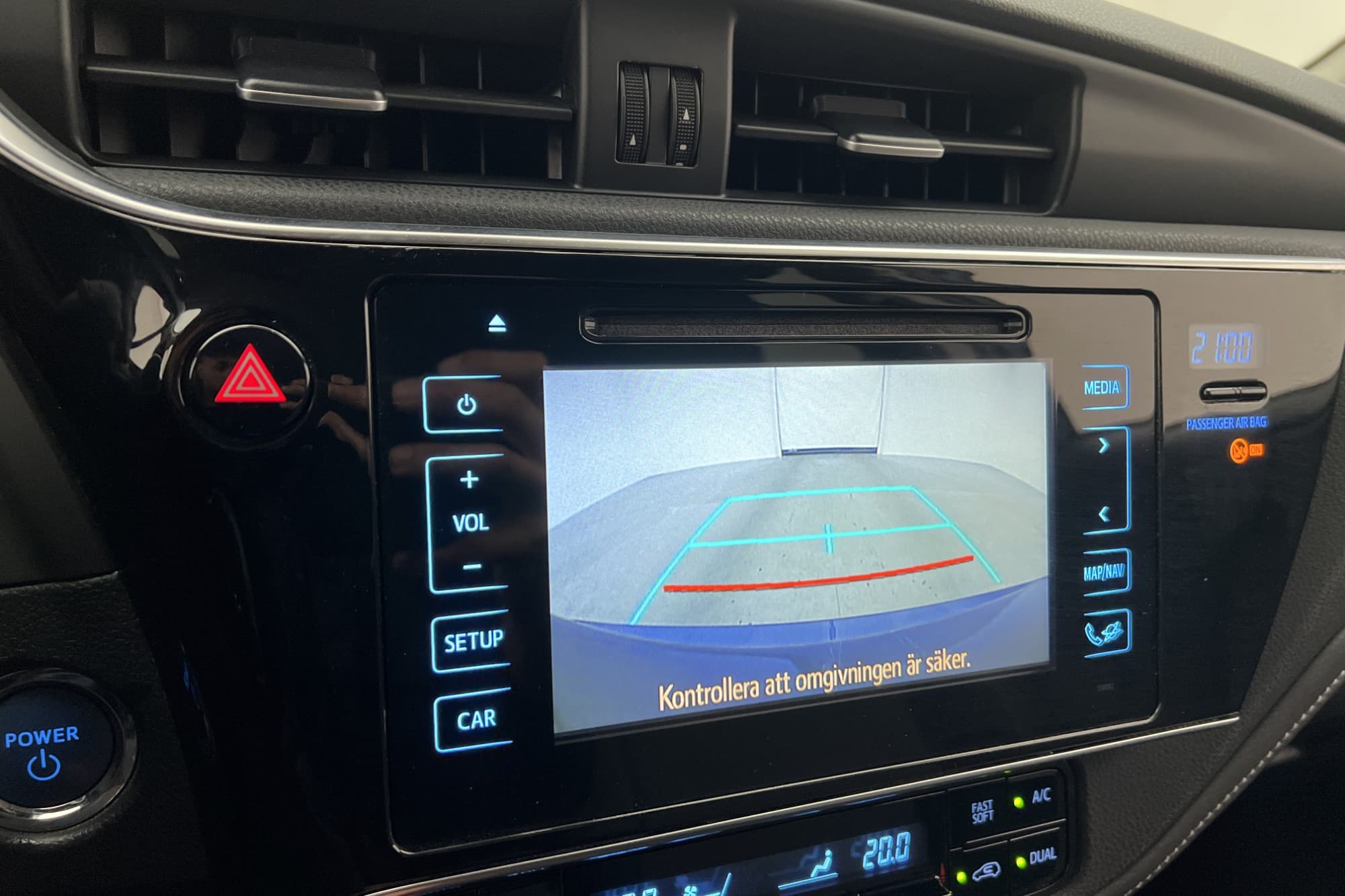 Toyota Auris Hybrid 136hk Executive Kamera Navi Halvskinn