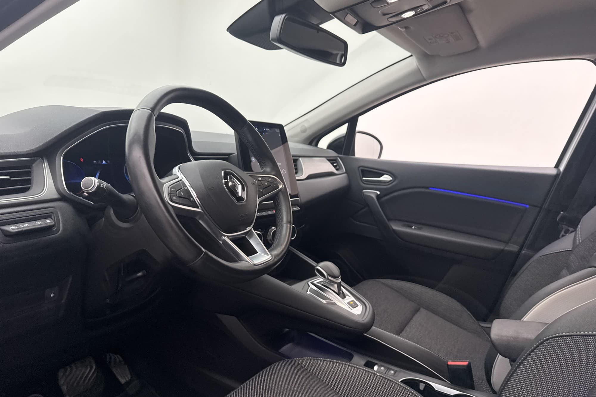 Renault Captur E-TECH Plug-in 160hk Intense Kamera Navi
