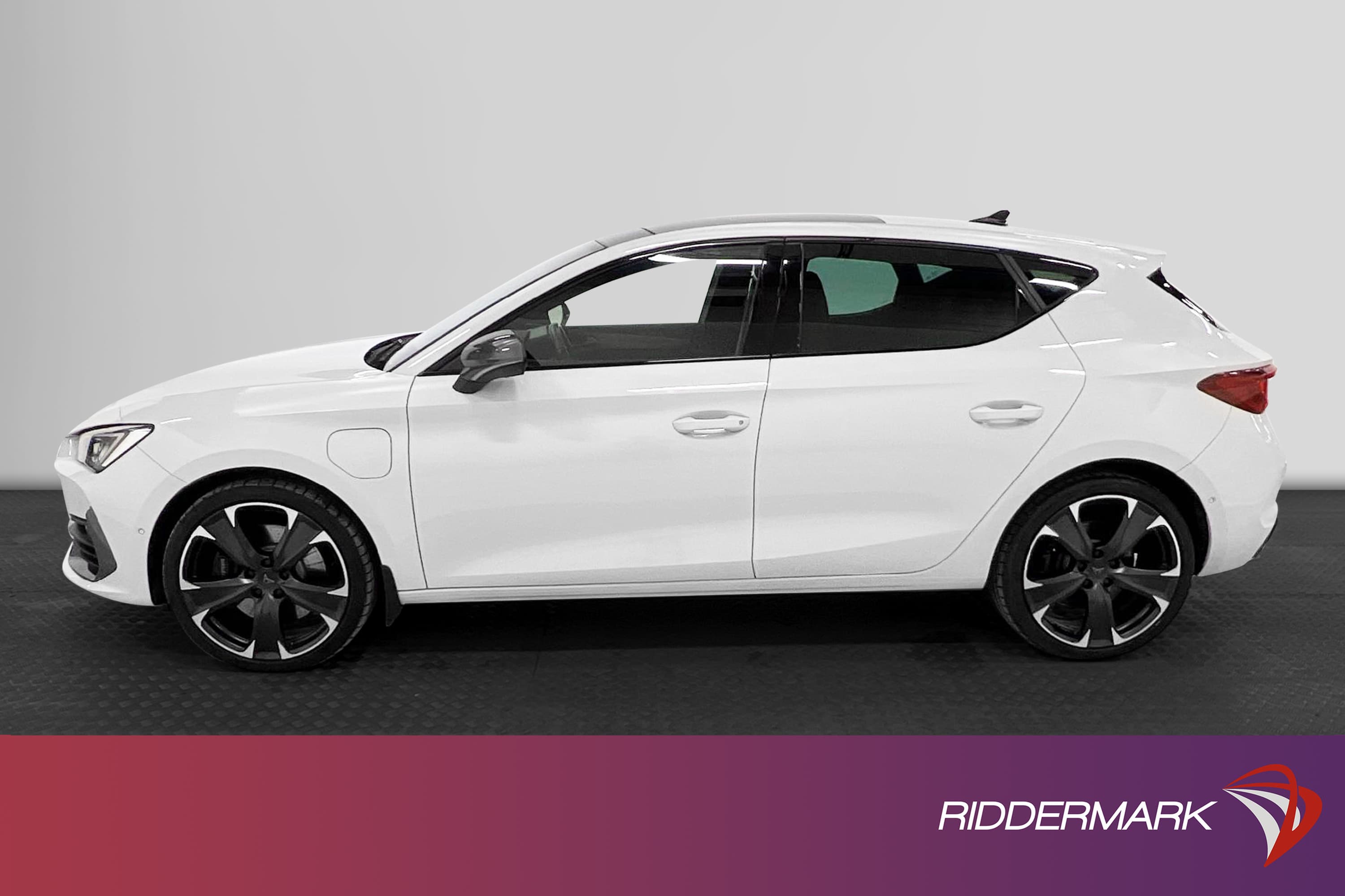 CUPRA Leon e-Hybrid 245hk