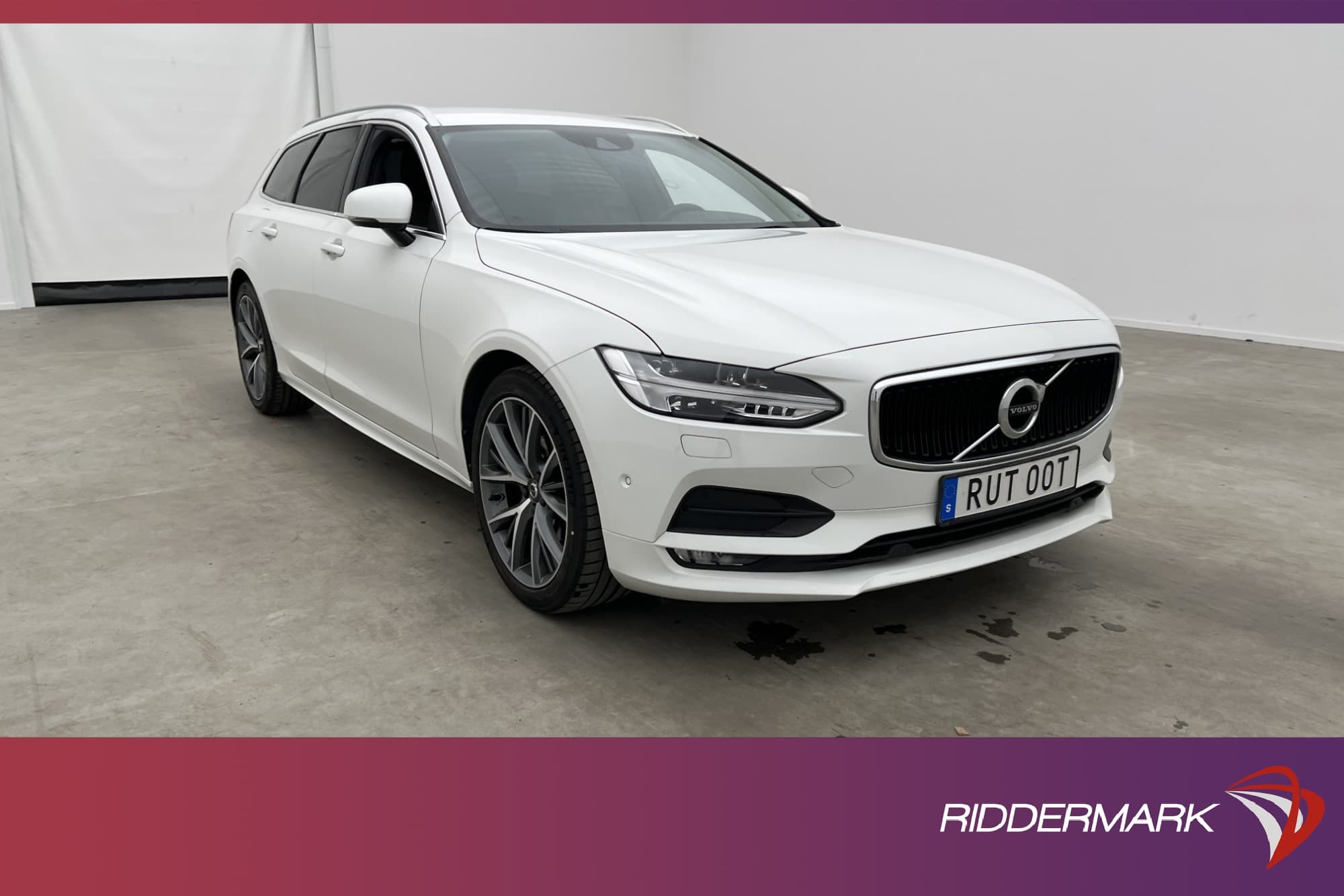 Volvo V90 D4 AWD