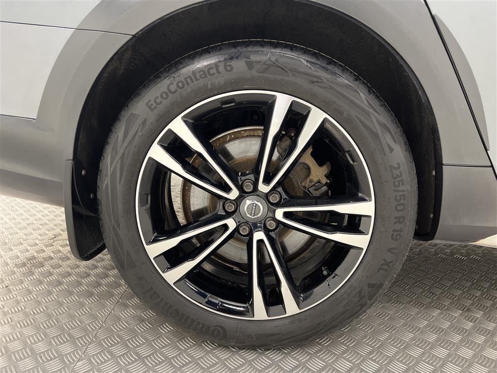 Volvo V90 Cross Country D4 AWD Inscription Pro Värmare Draginteriör