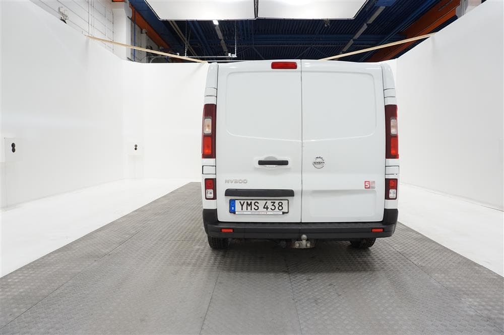 Nissan NV300 1.6 dCi Eu6 125hk L2 Drag Värmare Moms 