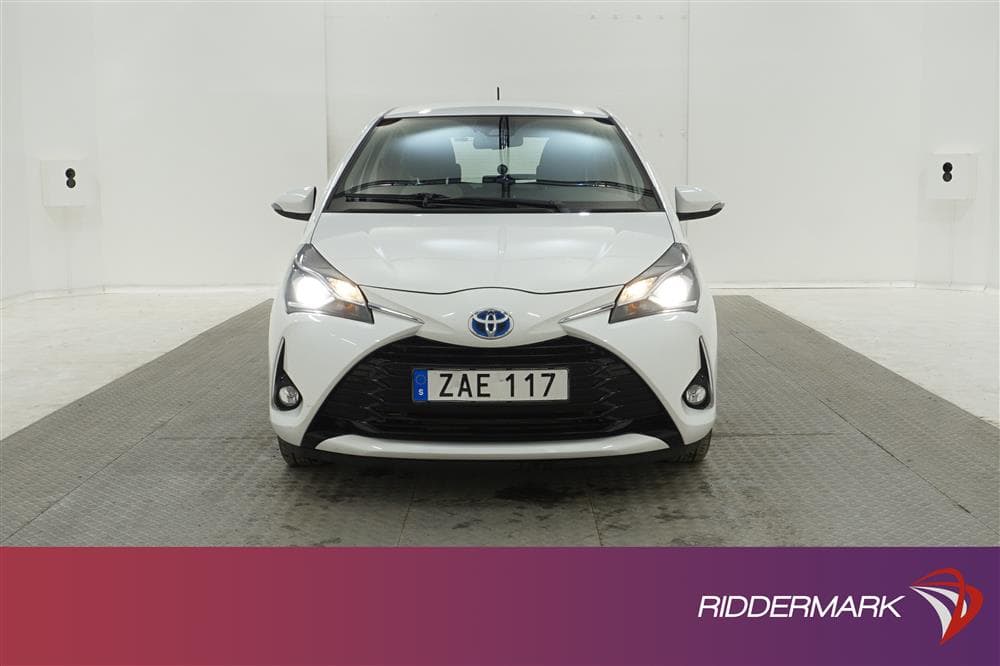 Toyota Yaris  Hybrid e-CVT 101hk