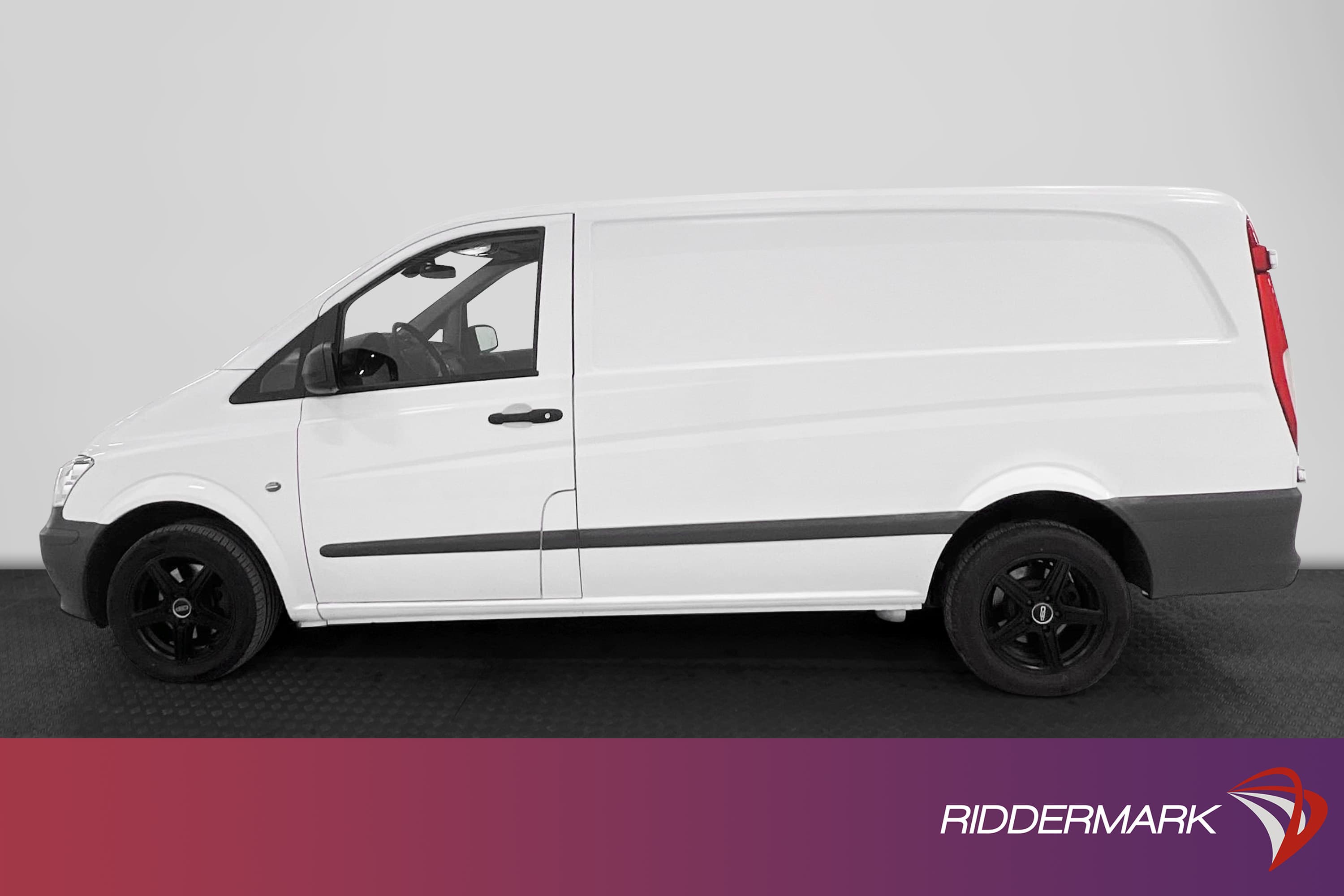 Mercedes-Benz Vito L2 113CDI Automat Värmare Drag PDC Moms