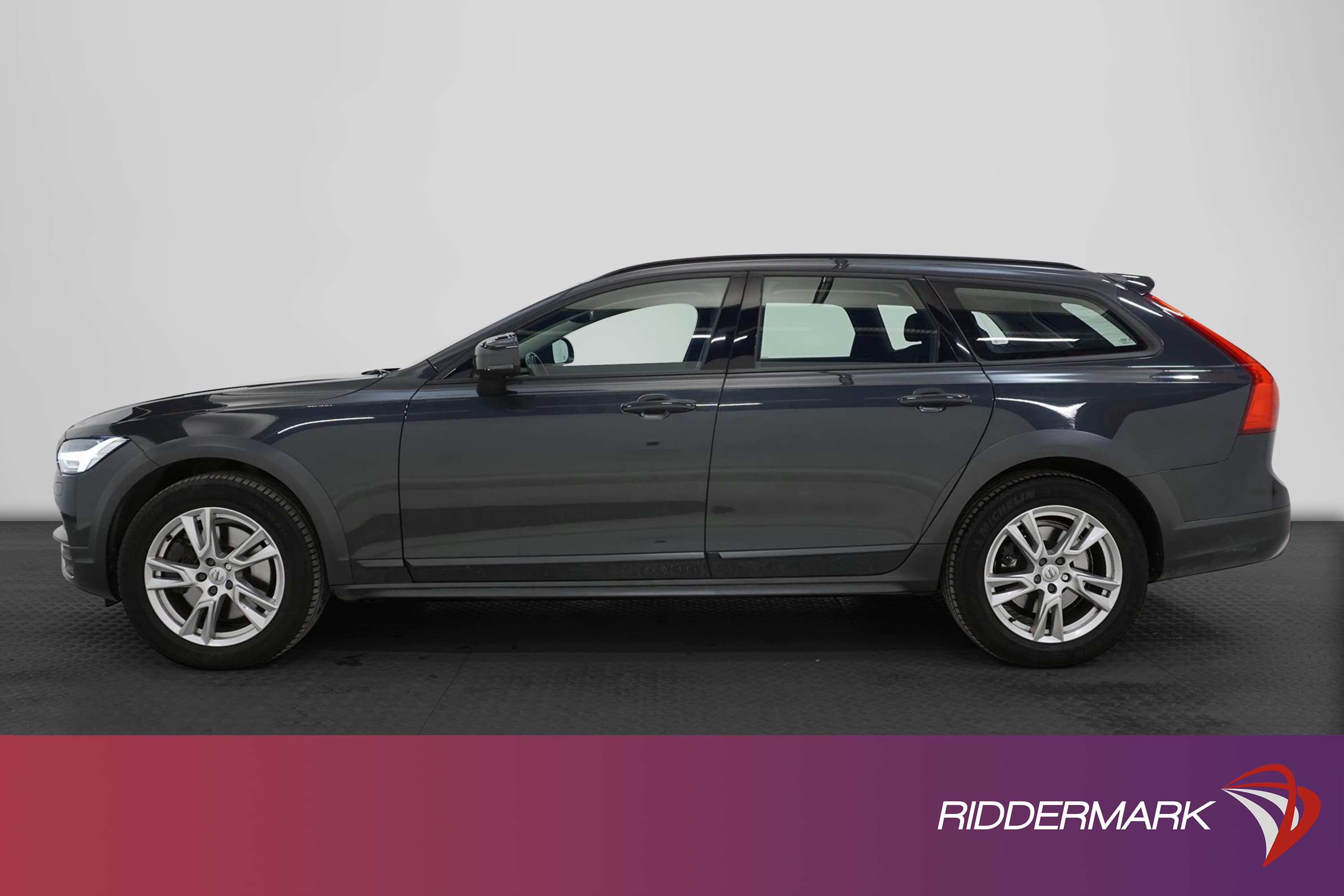 Volvo V90 Cross Country D4 AWD D-Värm VOC B-Kamera 0,52l/mil