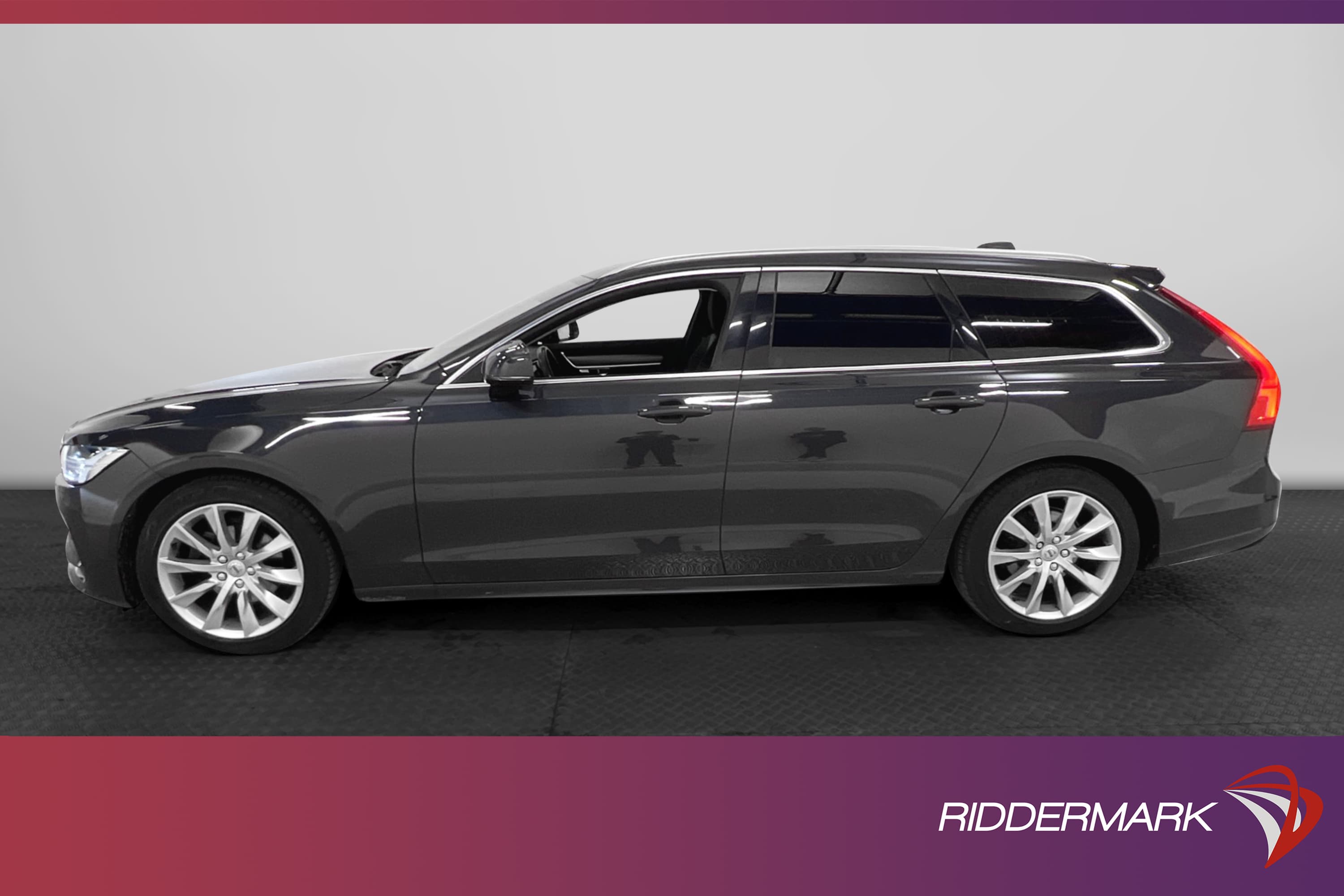 Volvo V90 D4 190hk AWD Mometum