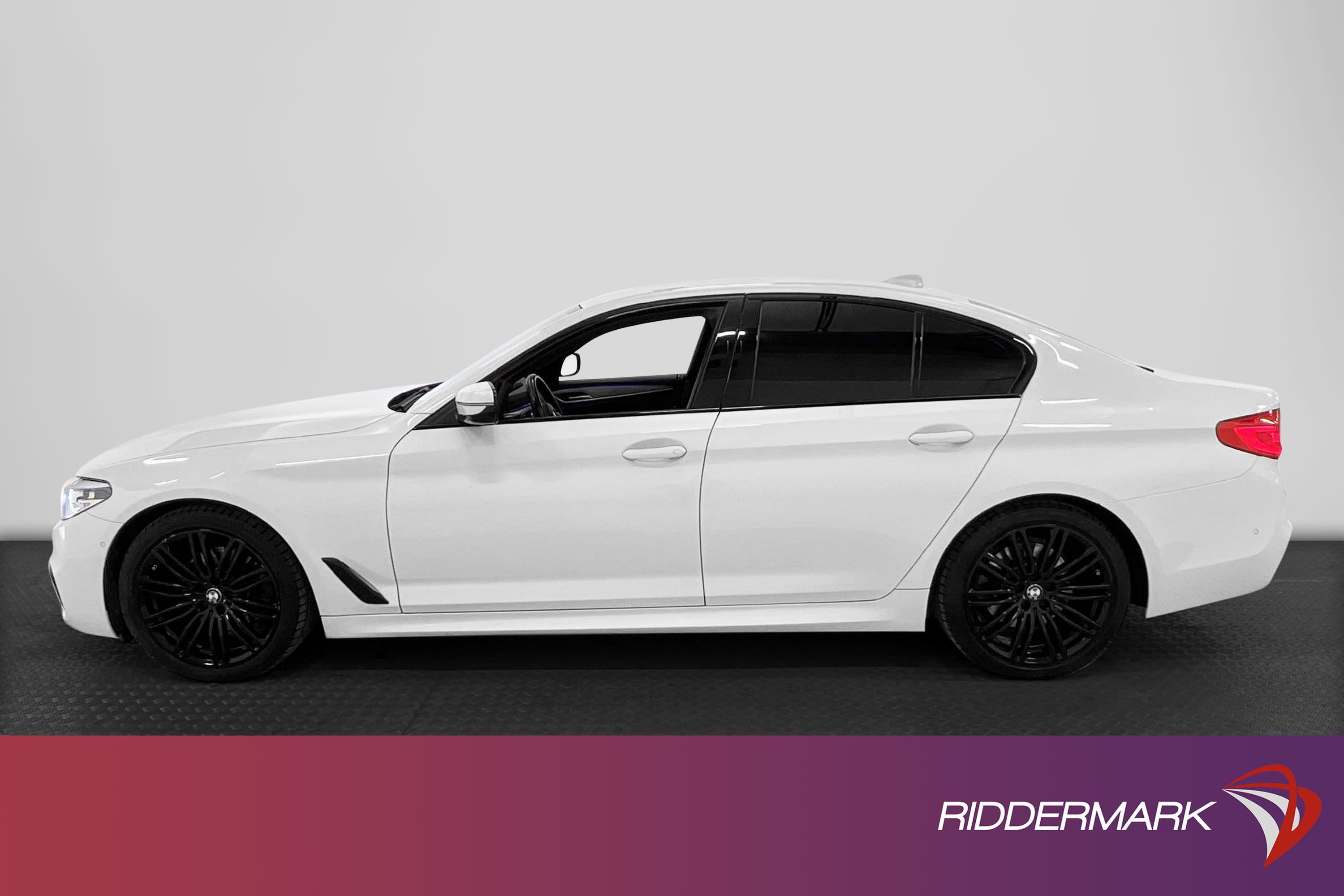 BMW 520i Sedan 184hk