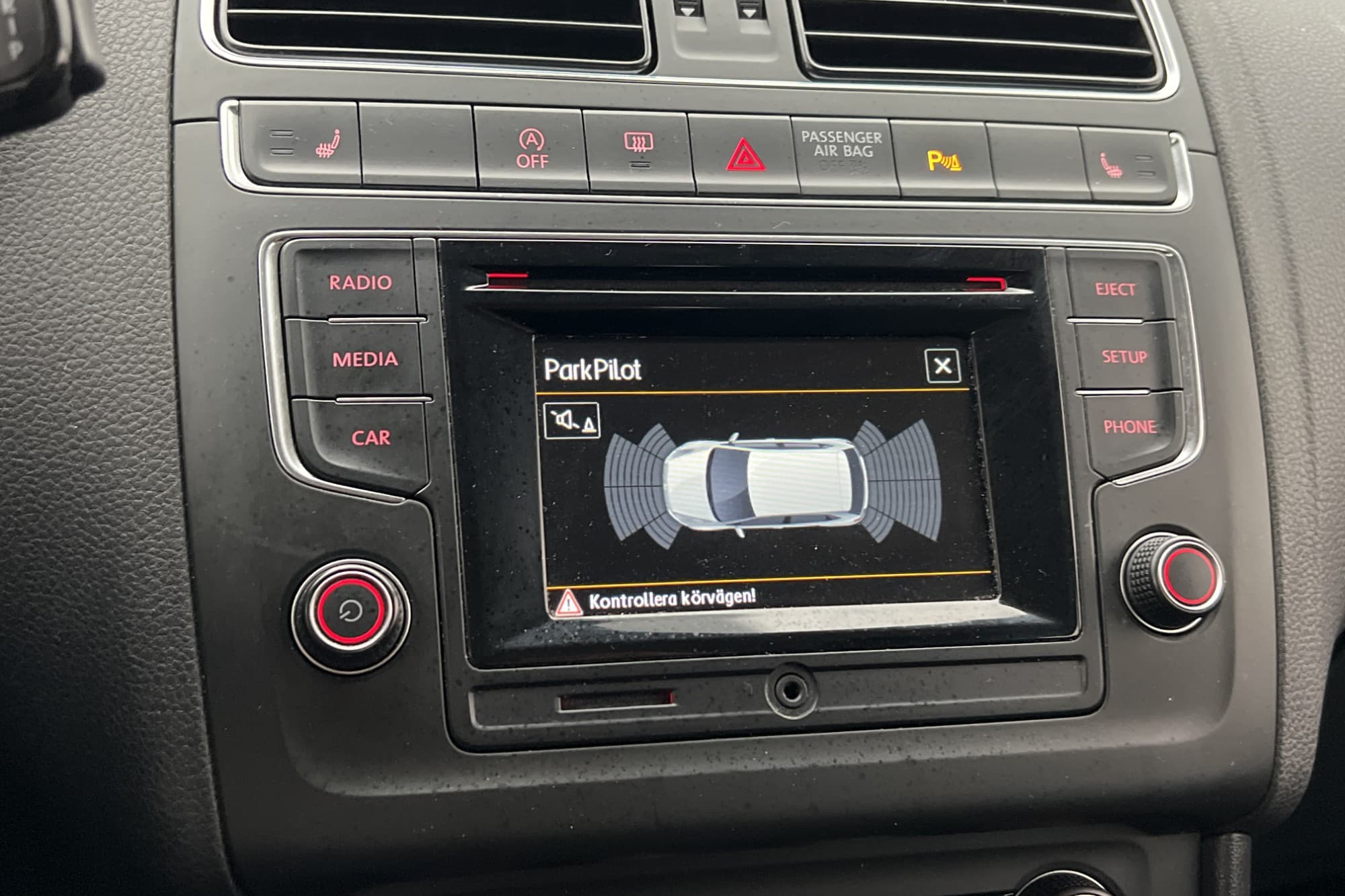Volkswagen Polo 5-dörrar 1.2 TSI Base Park Pilot PDC