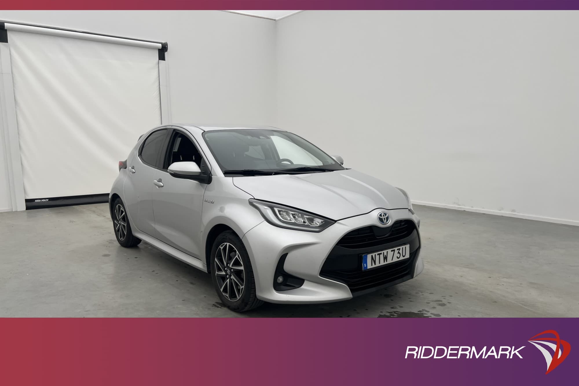 Toyota Yaris Hybrid CVT 116hk