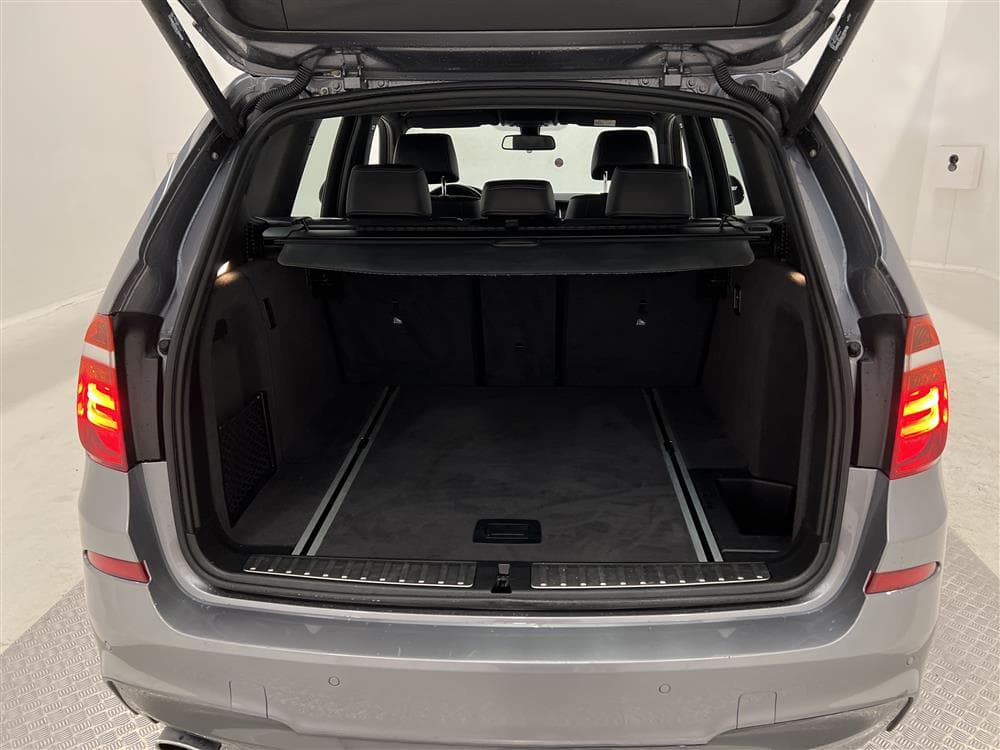 BMW X3 xDrive20d 190hk M-Sport Navi H-Skinn 0,49l/milinteriör