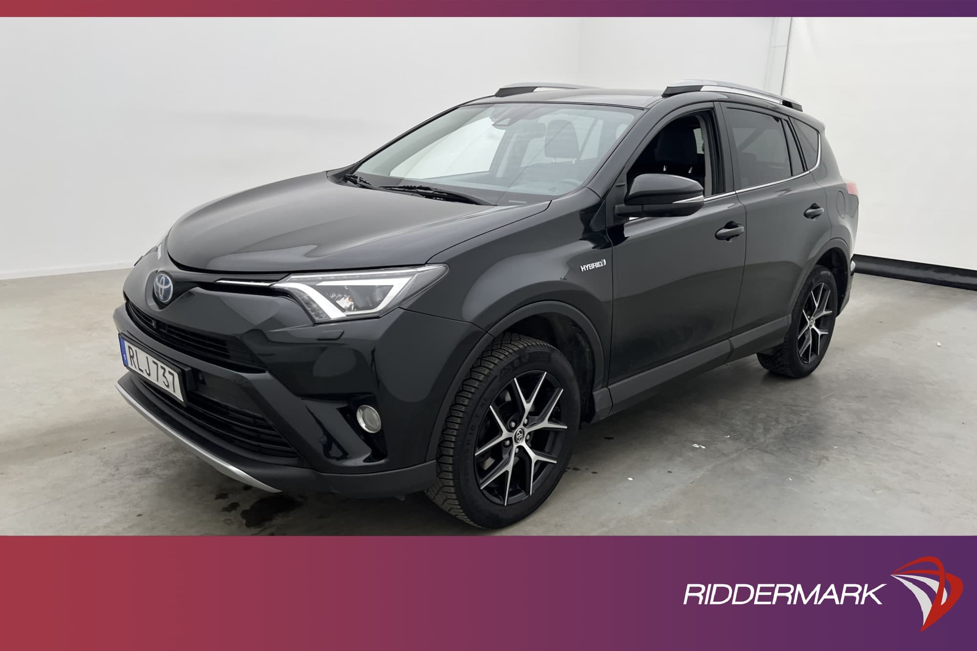 Toyota RAV4 Hybrid AWD 197hk
