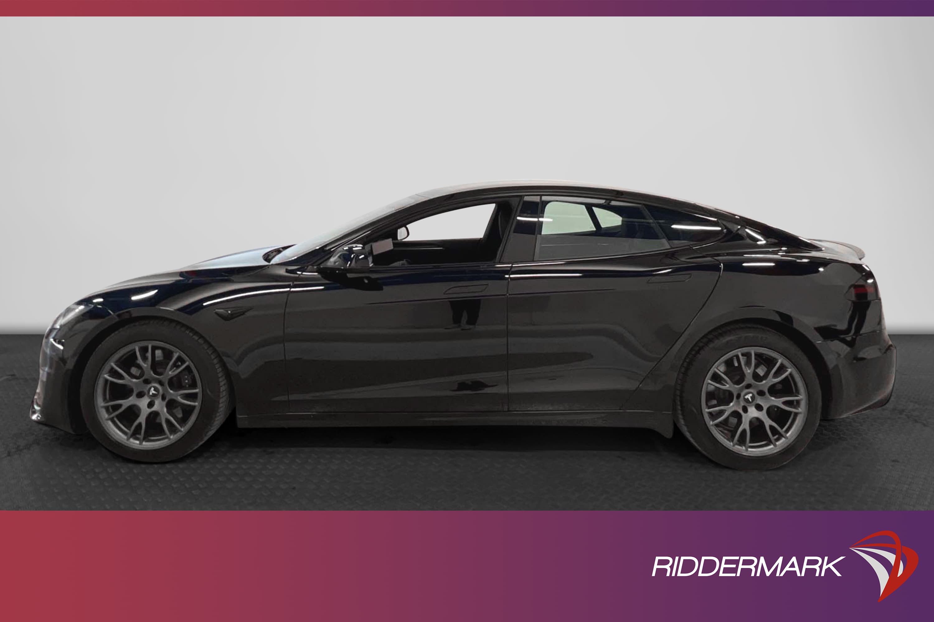 Tesla Model S Plaid 1020hk Svensksåld Total självkörning
