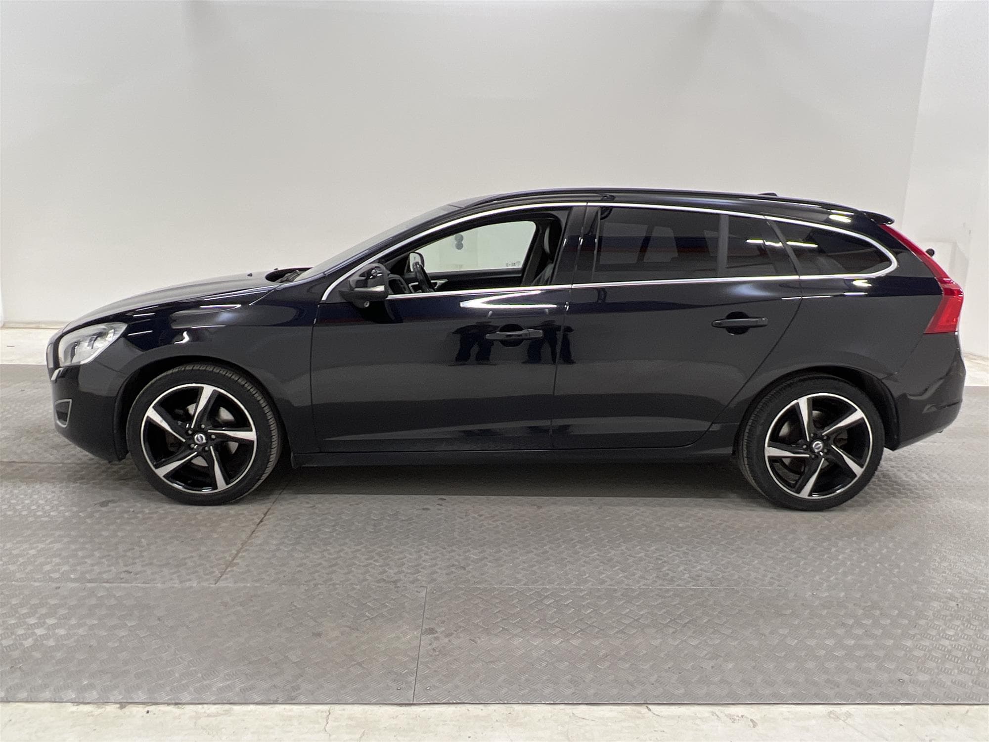 Volvo V60 T4 180hk