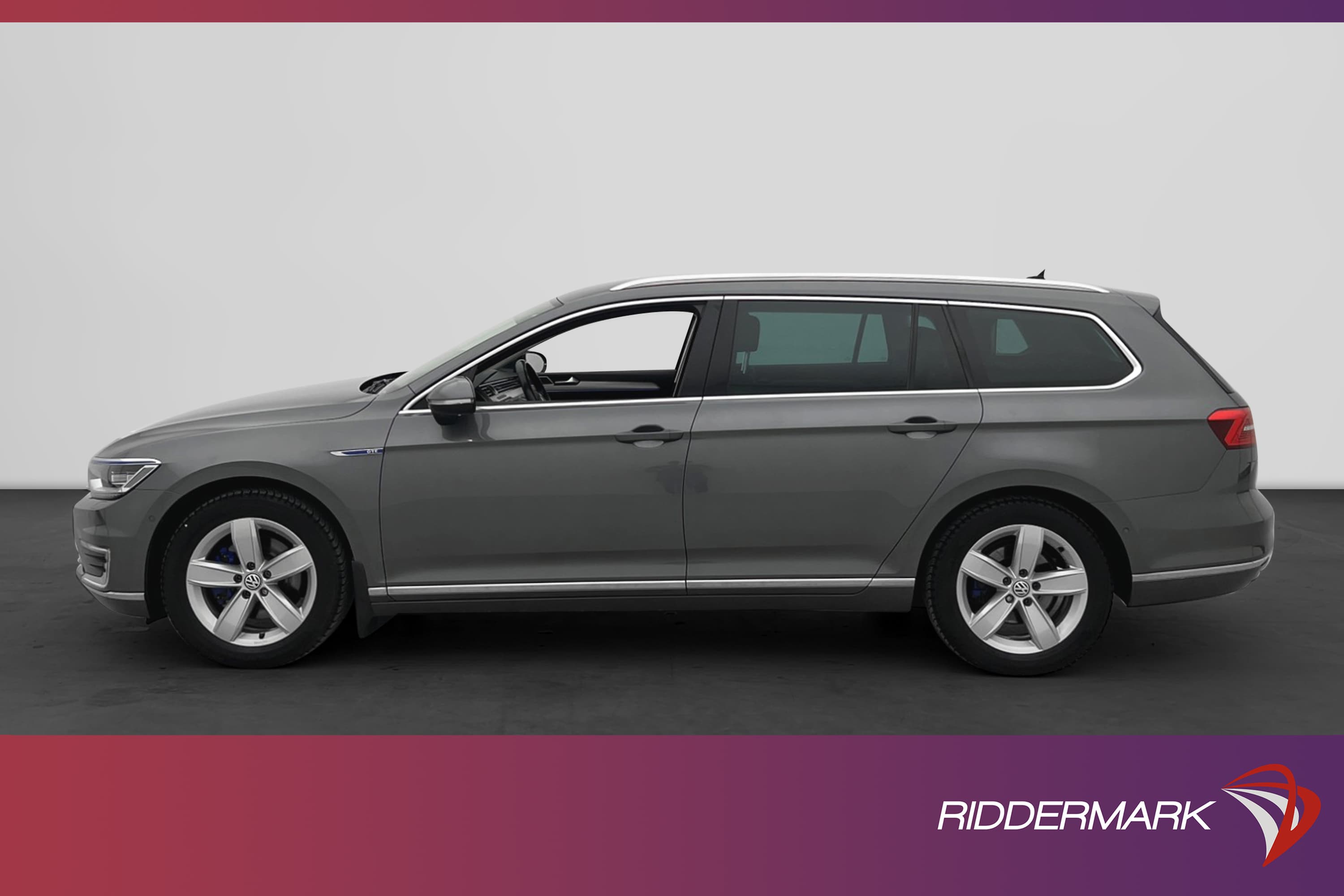 Volkswagen Passat GTE 218hk