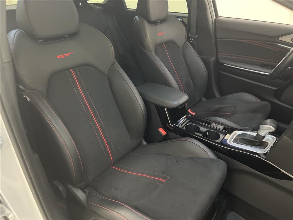 Kia ProCeed GT 1.6 T-GDi 204hk Cockpit Pano JBL Navi B-Kaminteriör
